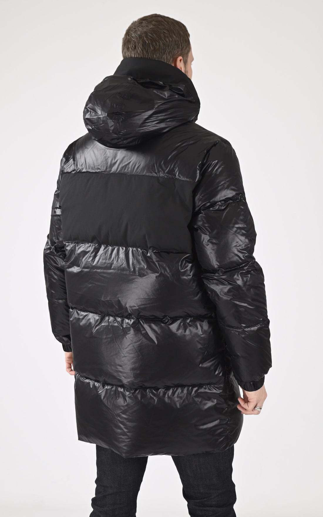 A "NEELIX" Noir Nobis Ves Doudoune Homme opened photo