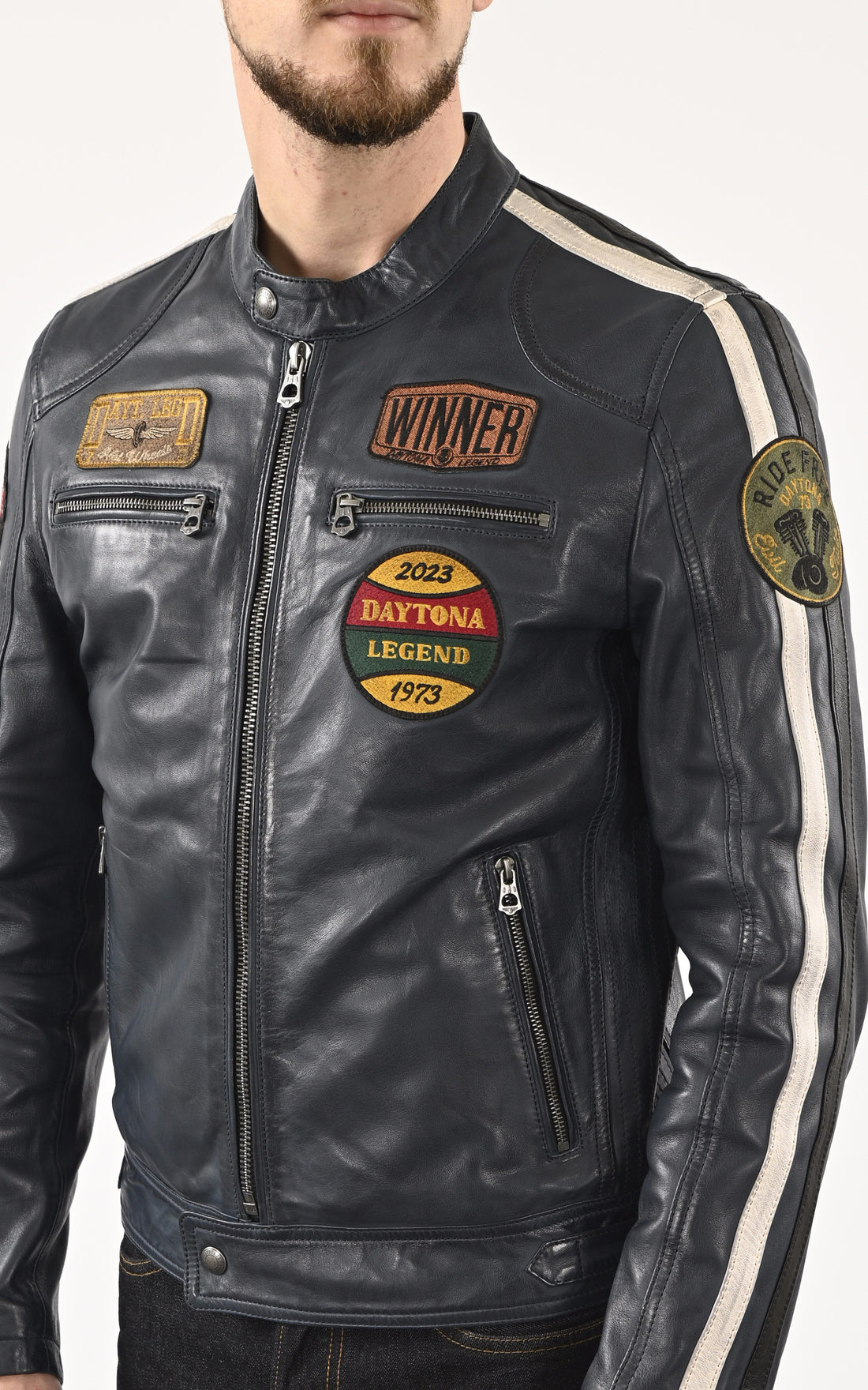 A "WARTBURG 102832" Bleu Daytona 73 Blouson Homme opened photo