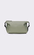 A "15630 WEEK-END HILO WASH BAG" Vert Rains Pochette Mixte opened photo