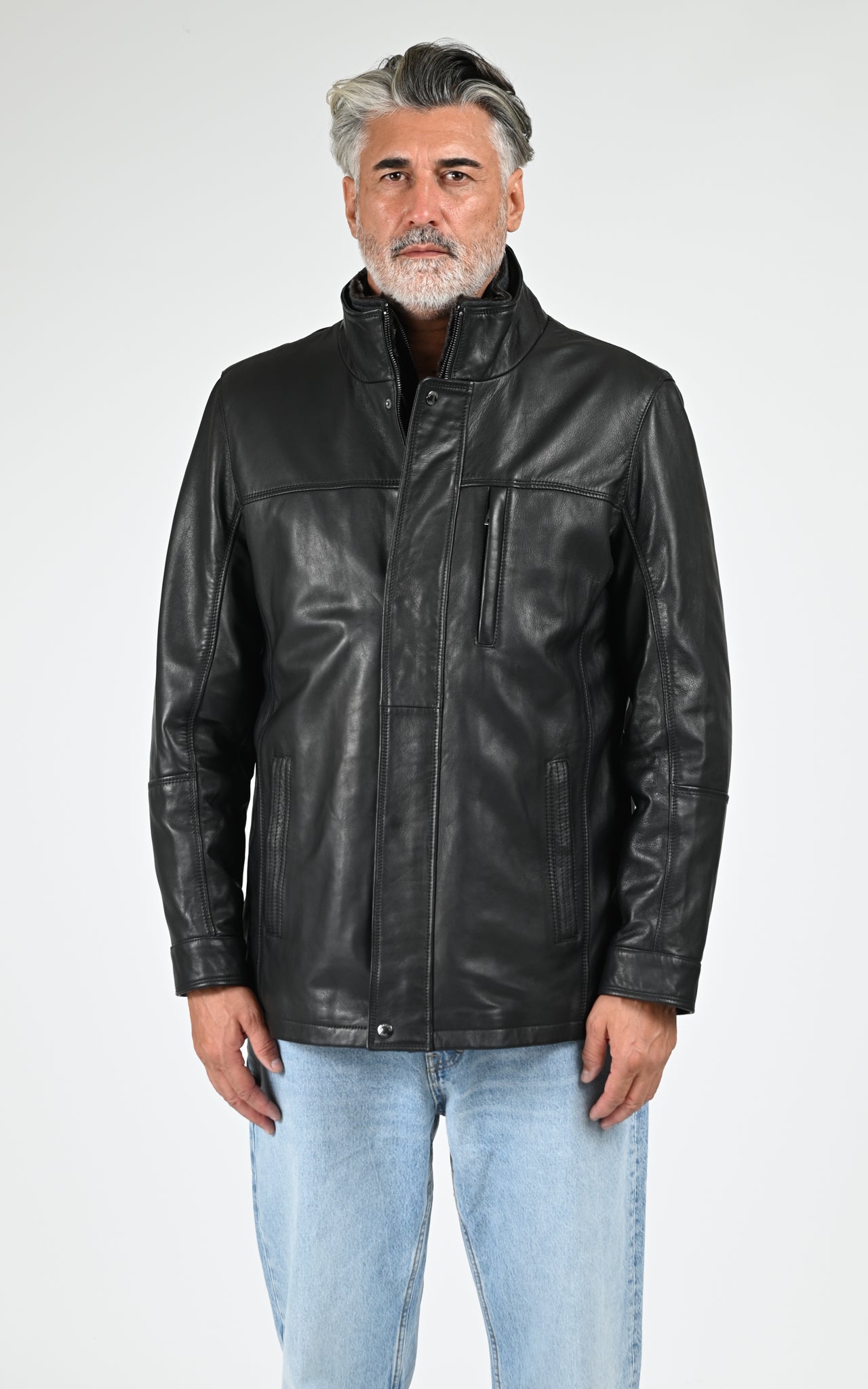 Surveste confortable cuir noir 1