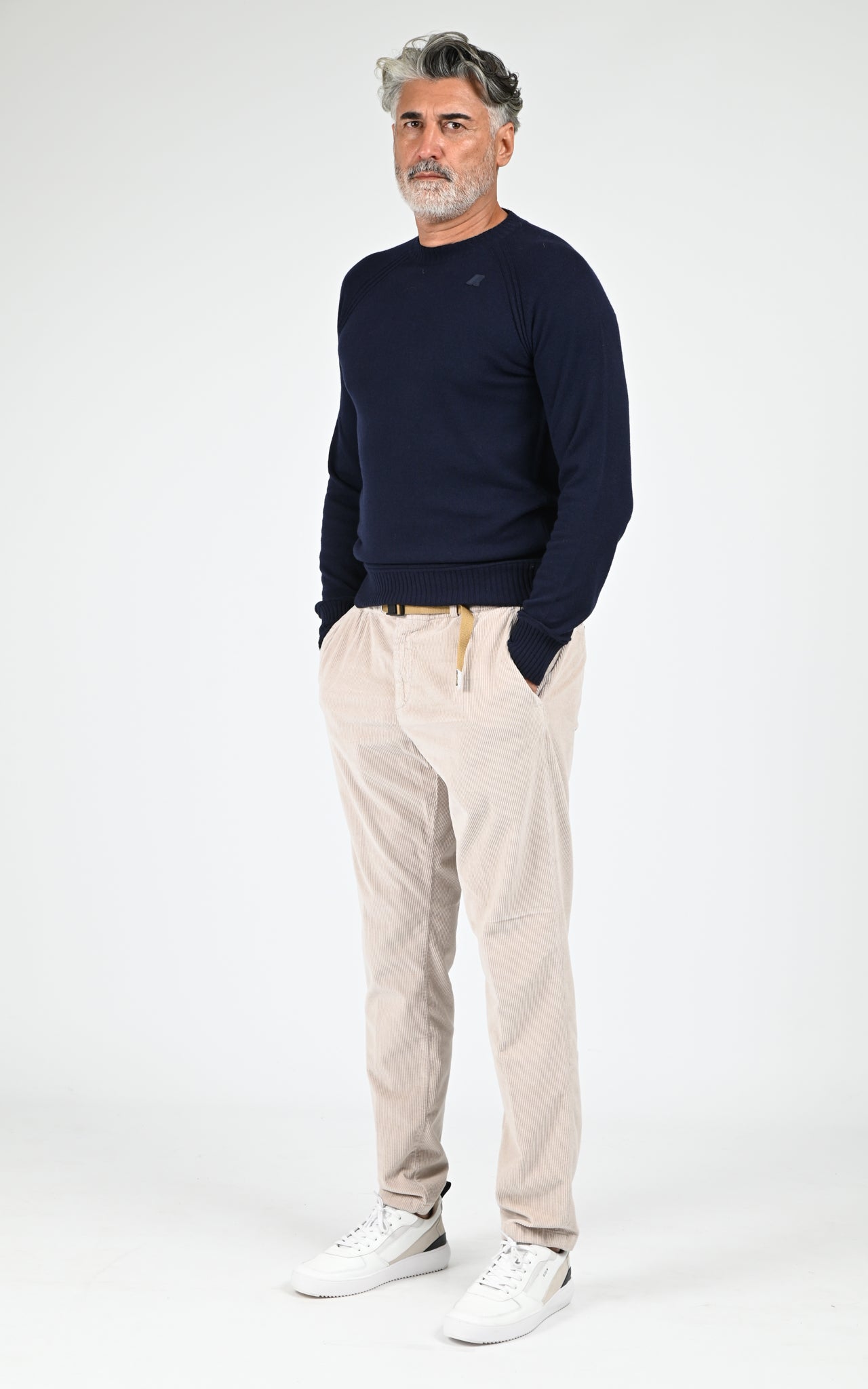 Pantalon velours côtelé beige