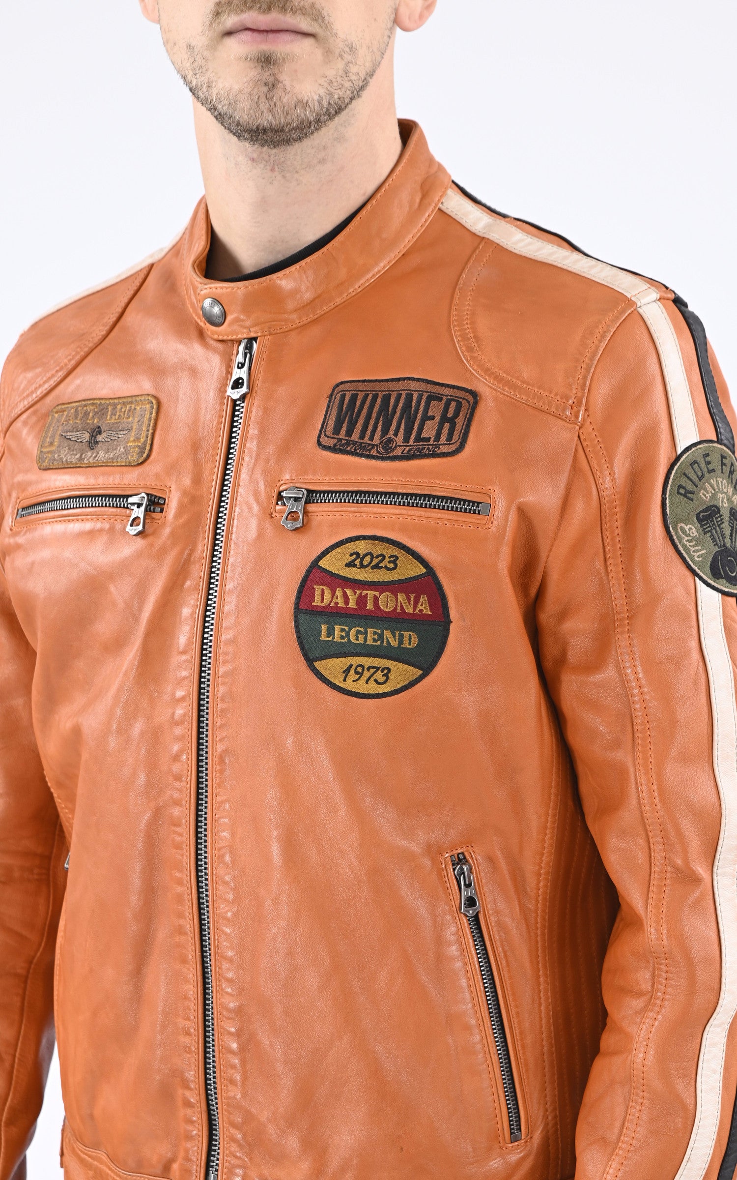 A "WARTBURG 102832" Orange Daytona 73 Blouson Homme details photo