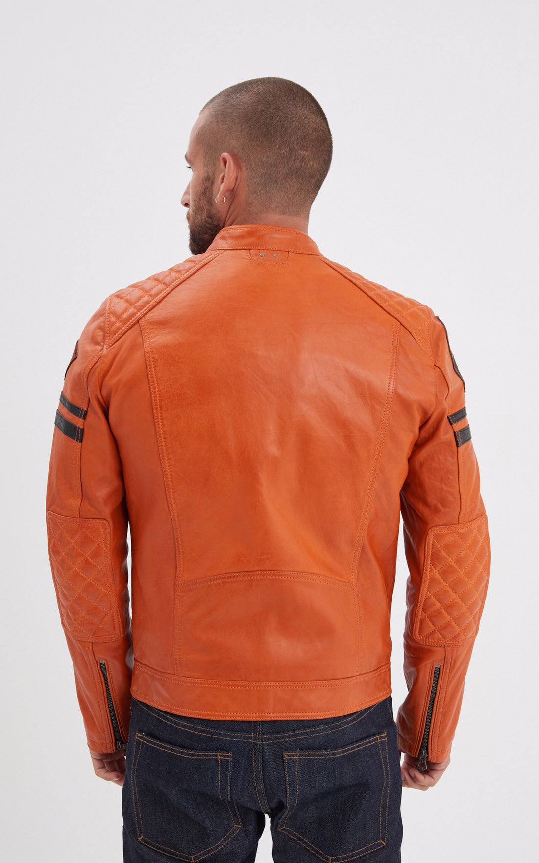 A "WALKOR 102831" Orange Daytona 73 Blouson Homme opened photo