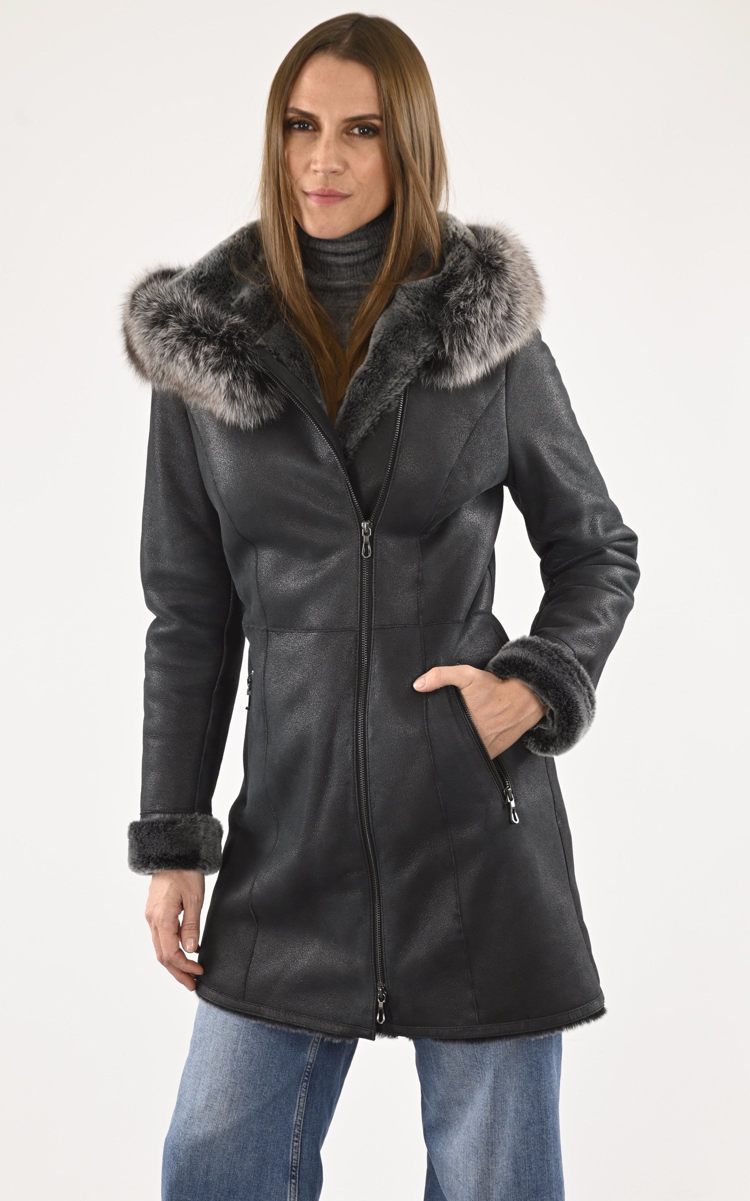 A "SELVITA" Noir La Canadienne 3/4 Femme closed photo