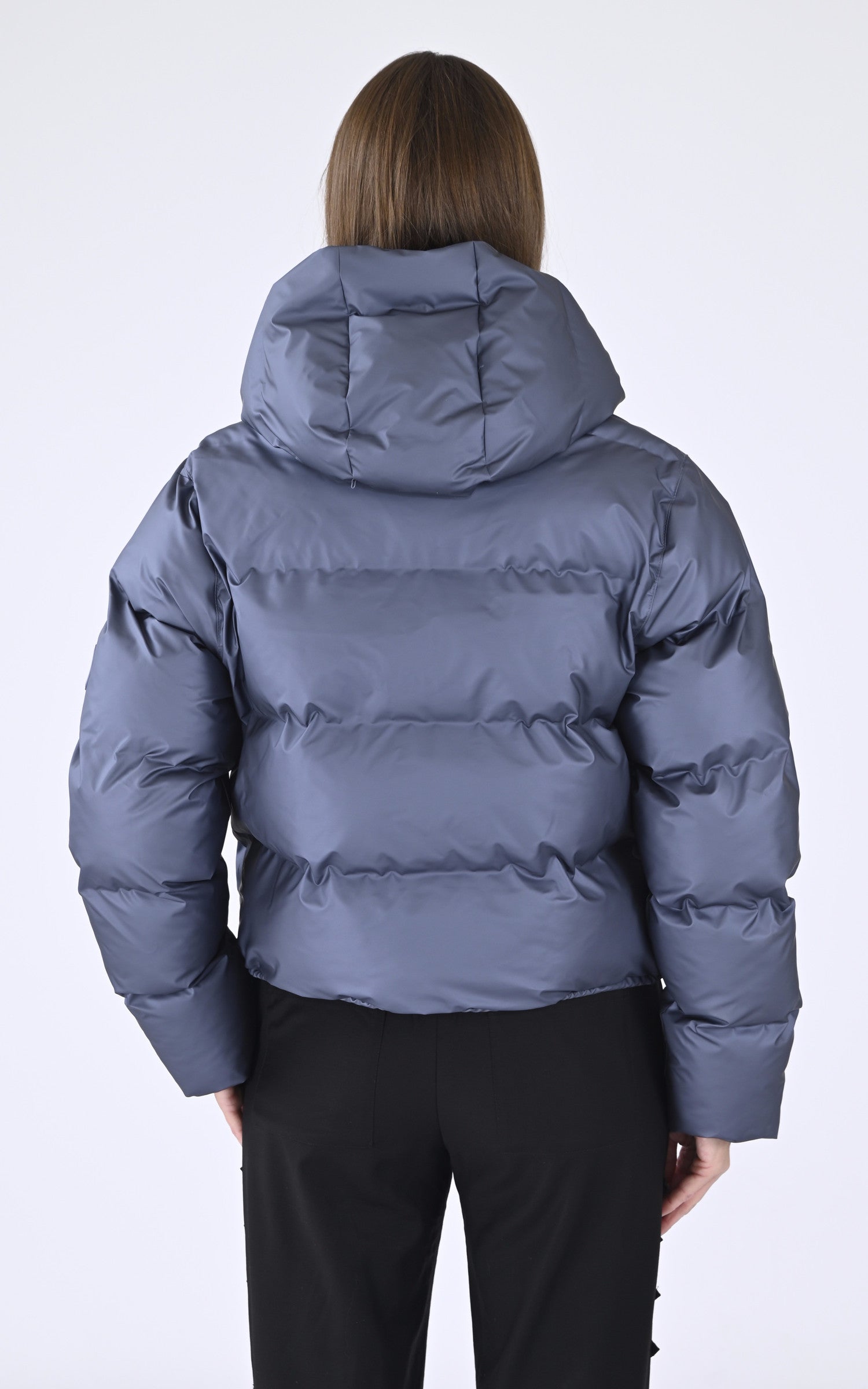 A "15150 ALTA PUFFER JACKET" Bleu Rains 3/4 Doudoune Mixte back photo 4