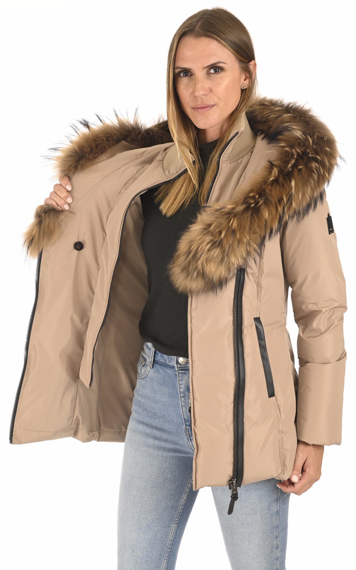 A "ADALI-F" Camel Mackage 3/4 Doudoune Femme interior photo