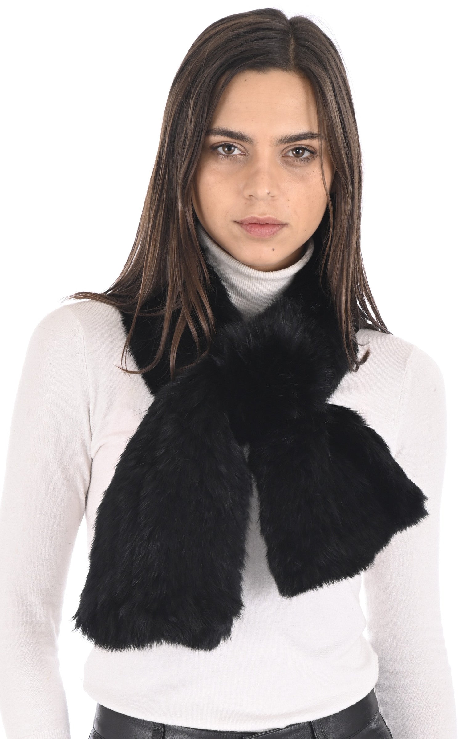 A "SCARF" Noir La Canadienne Echarpe Femme closed photo 2