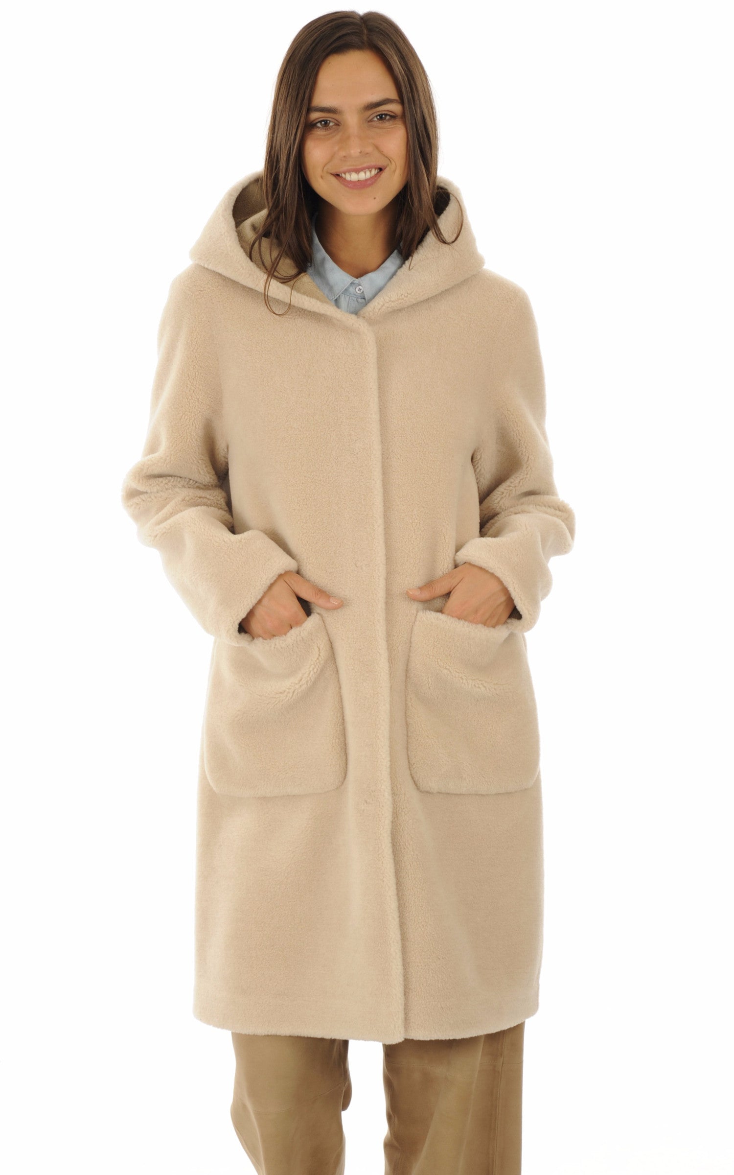 A "ANGELIQUE 63747" Beige Oakwood 3/4 Femme closed photo