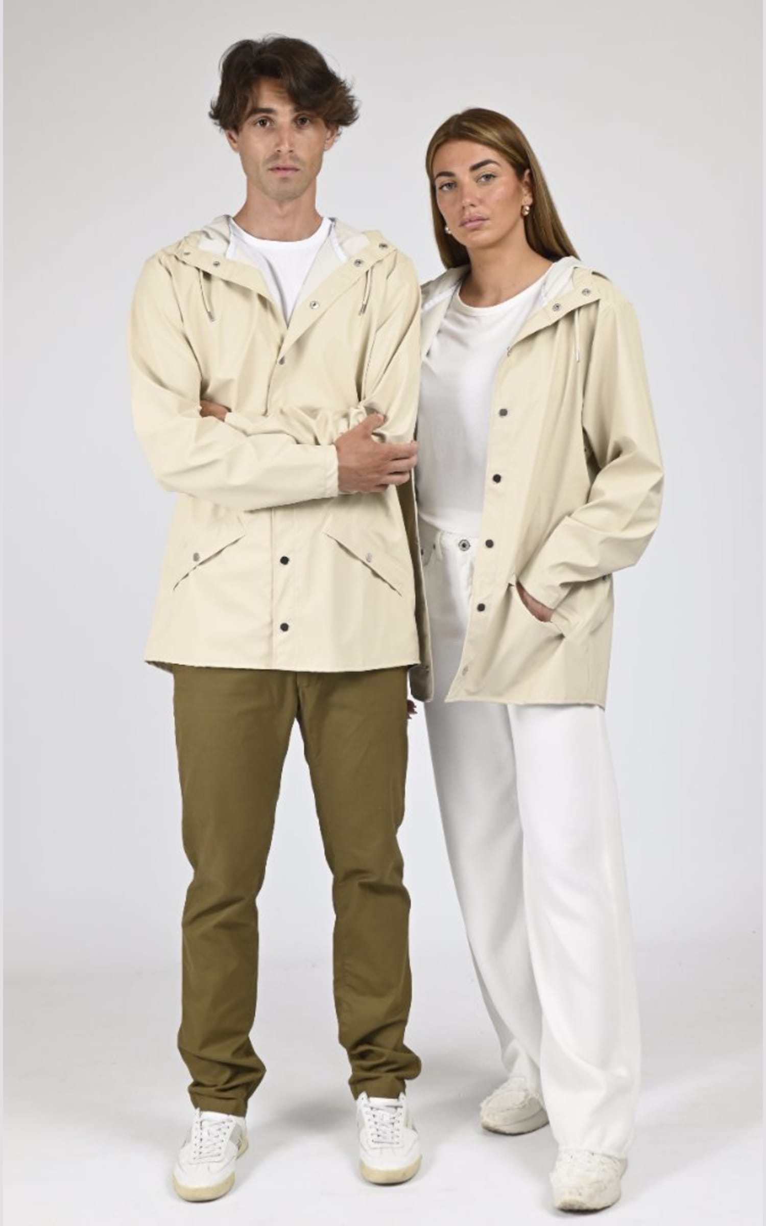 Veste Textile Mixte Rains, modèle 12010 jacket de couleur beige / taupe 1