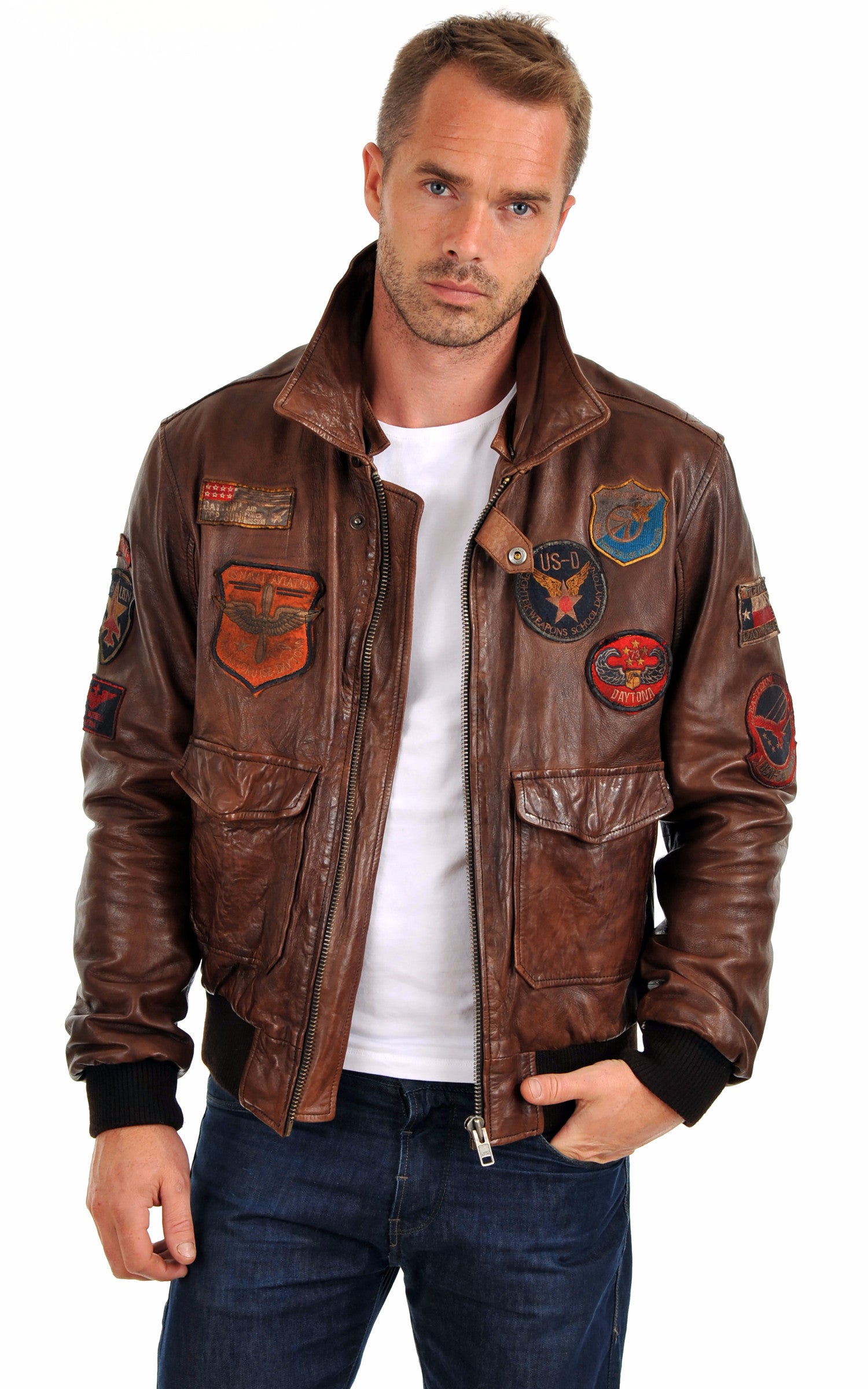 A "MYTHIC 101980" Marron Daytona 73 Pilote Homme opened photo