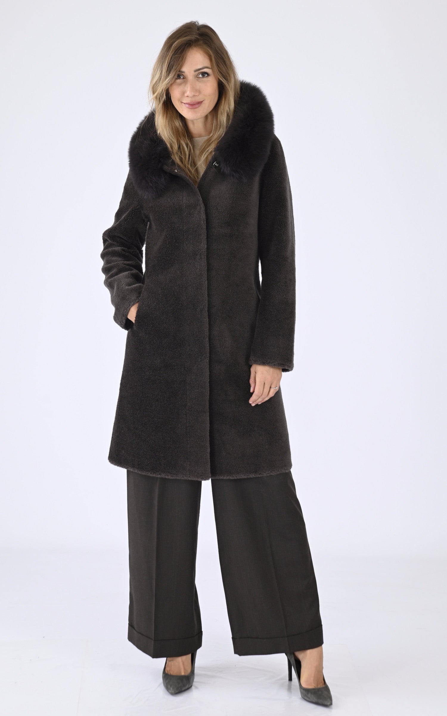 A "GAMAL 100" Marron Levinsky 7/8 Femme closed photo