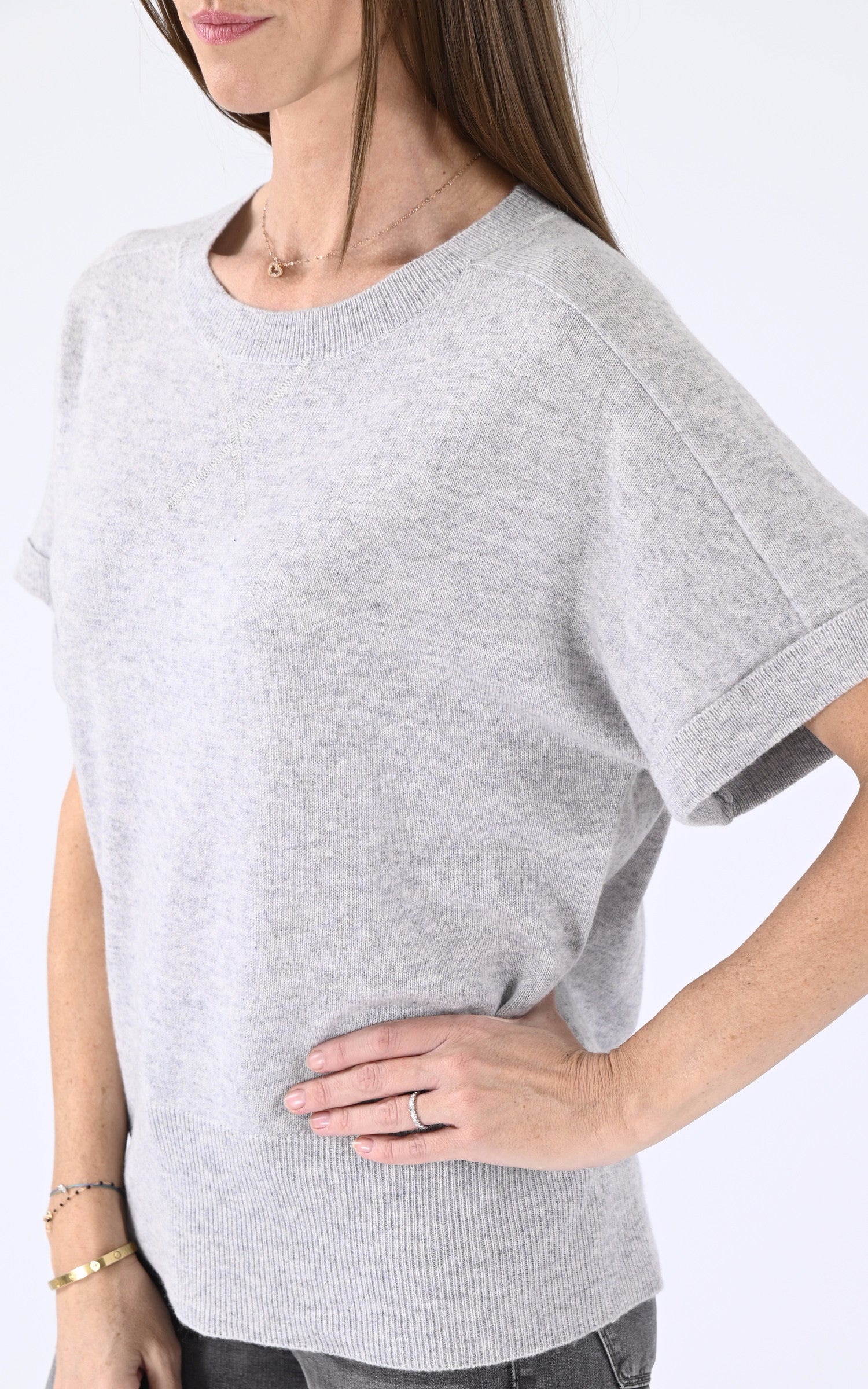 A "SINAI 4401048" Gris Notshy Pull Femme details photo