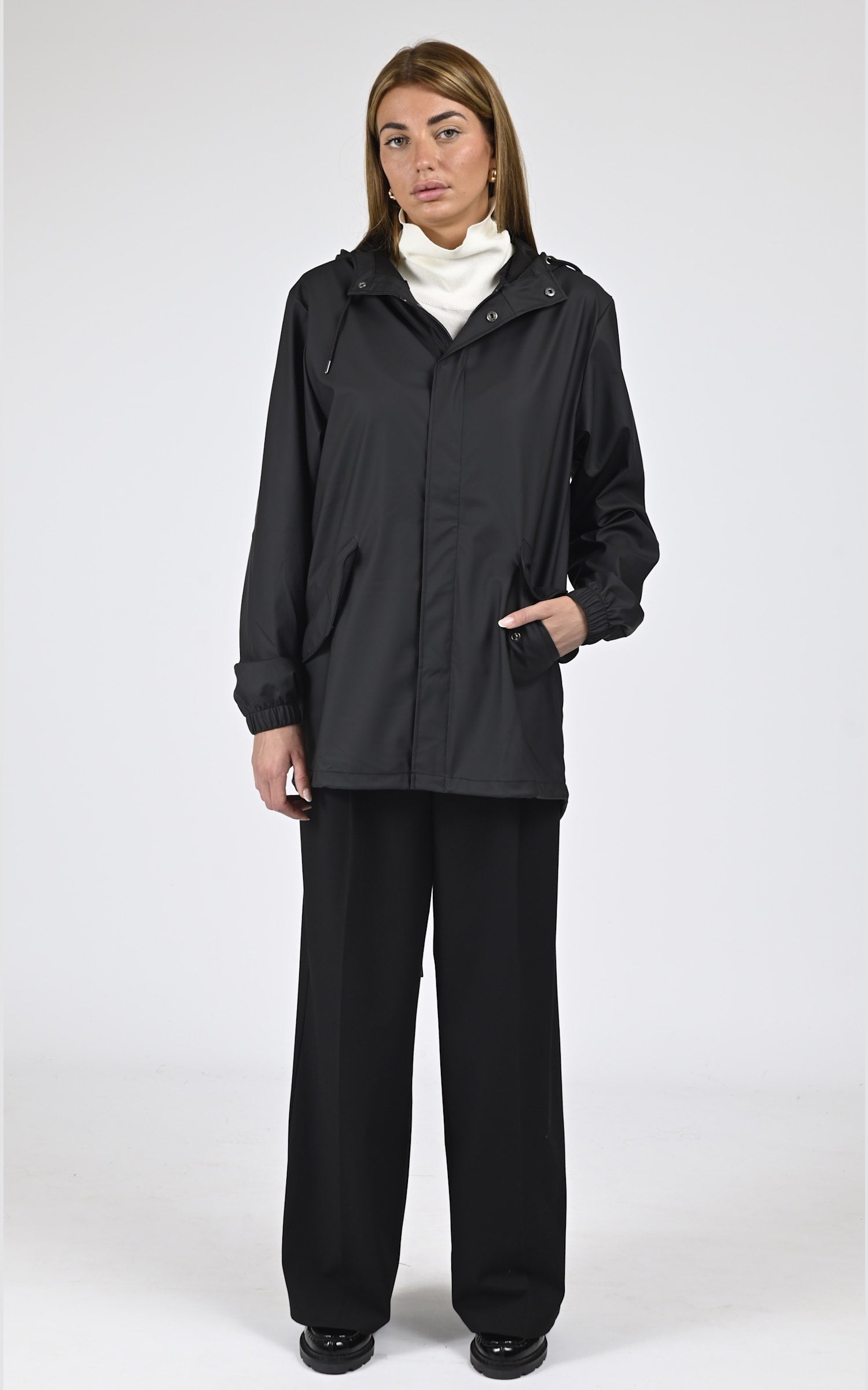 Veste Textile Mixte Rains, modèle 18010 fishtail de couleur noir