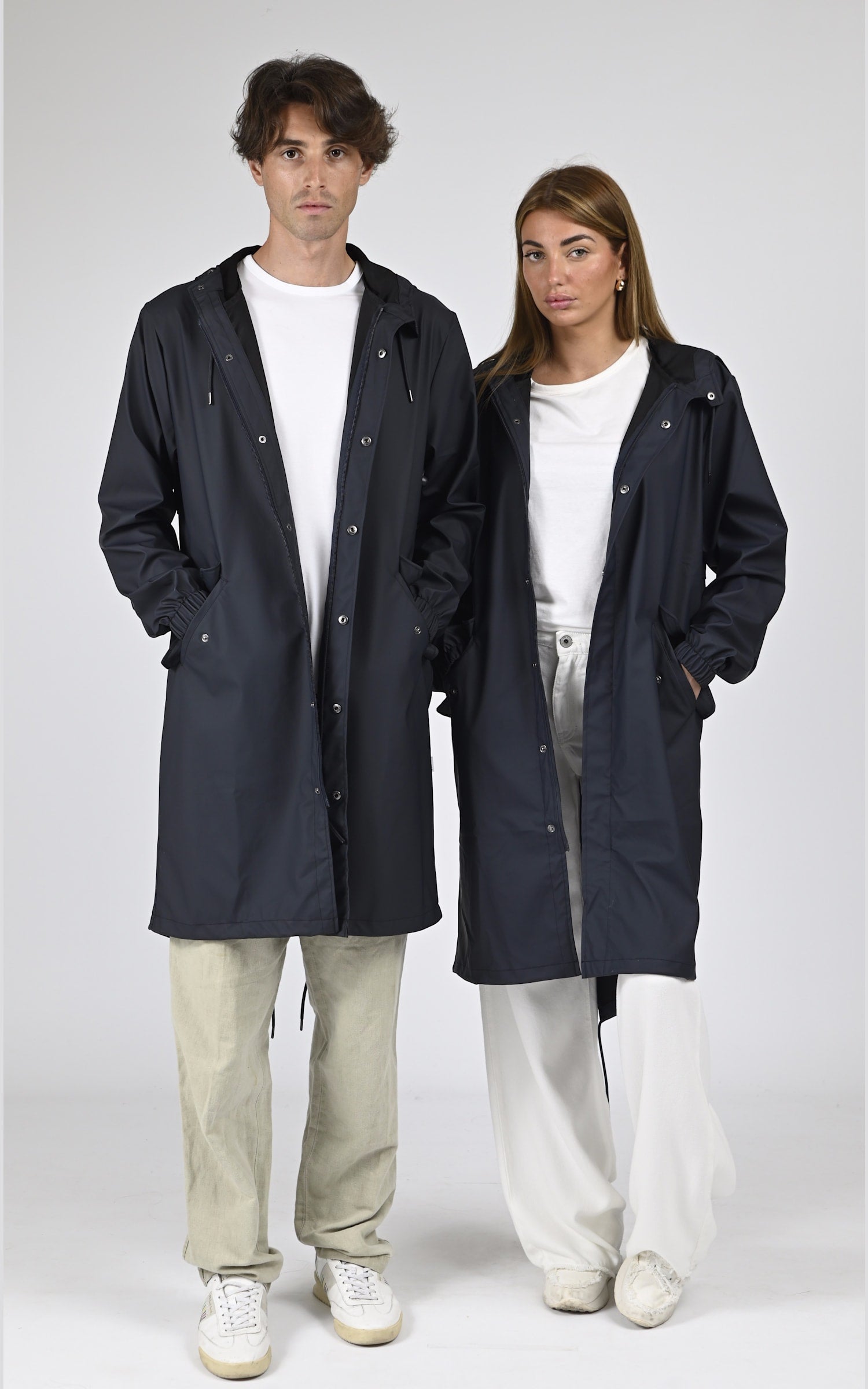 7/8 Textile Mixte Rains, modèle 18140 fishtail parka de couleur bleu