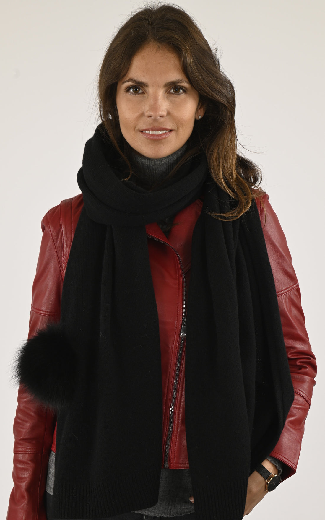 A "540/17" Noir Lea Clement Etole Longue Femme opened photo