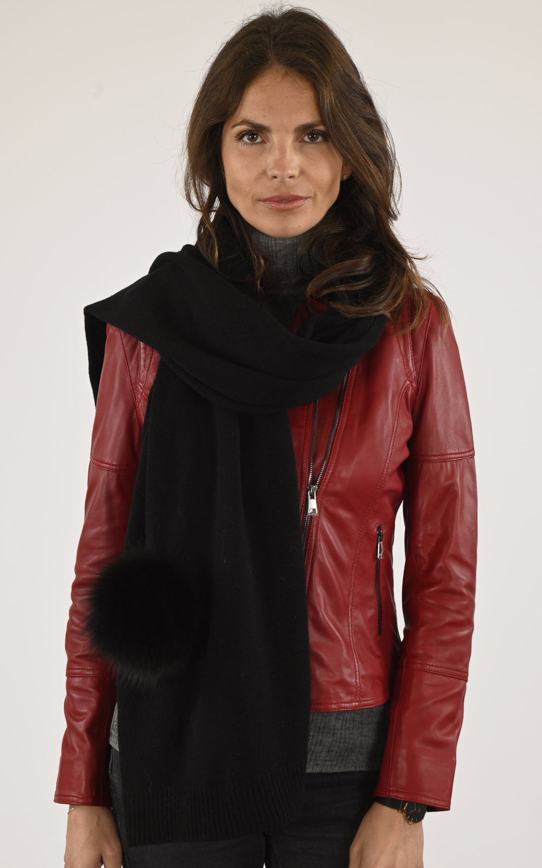 A "540/17" Noir Lea Clement Etole Longue Femme opened photo