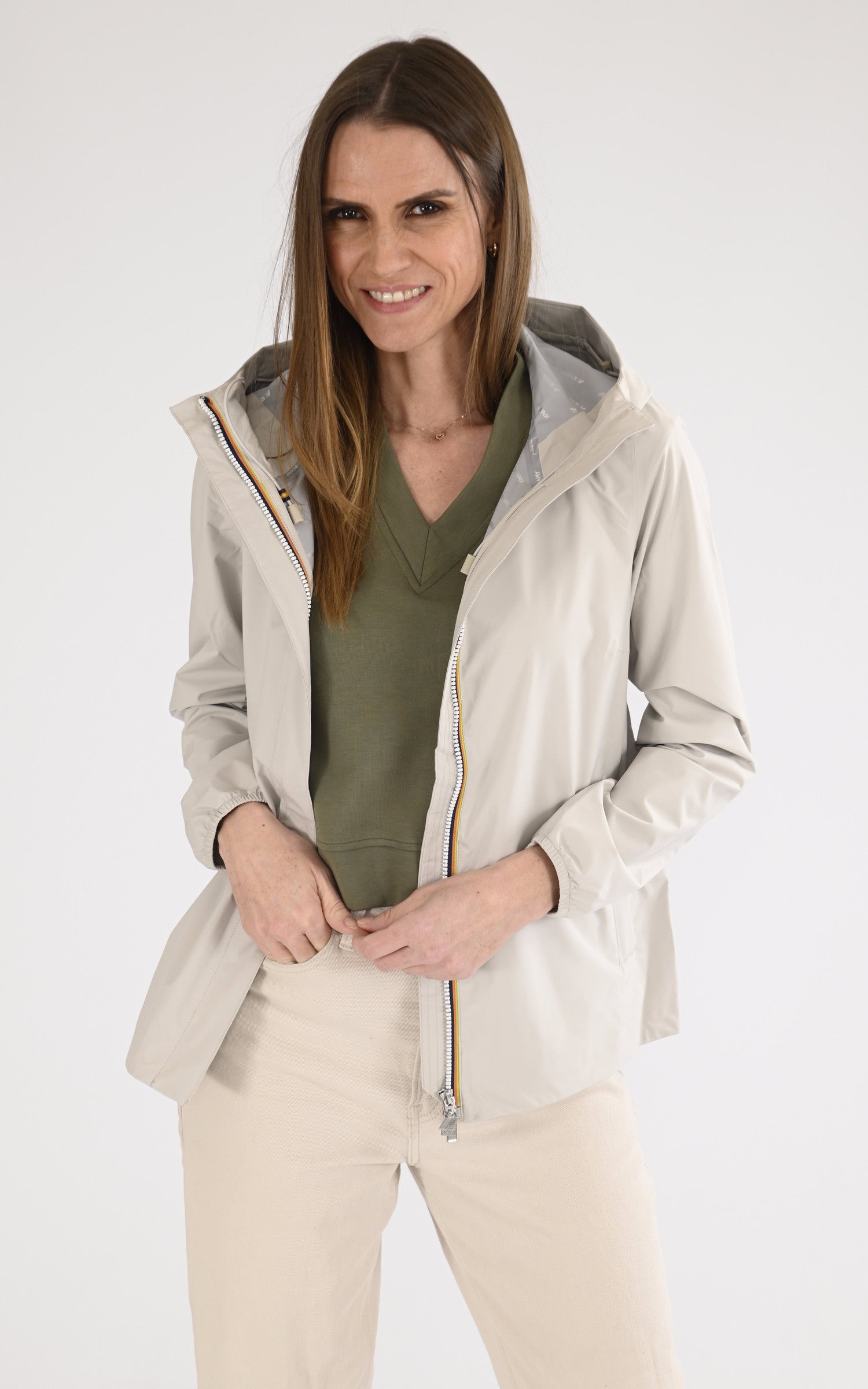 A "MARGUERITE STRE DOT K31382W" Beige K-Way Blouson Femme closed photo 2