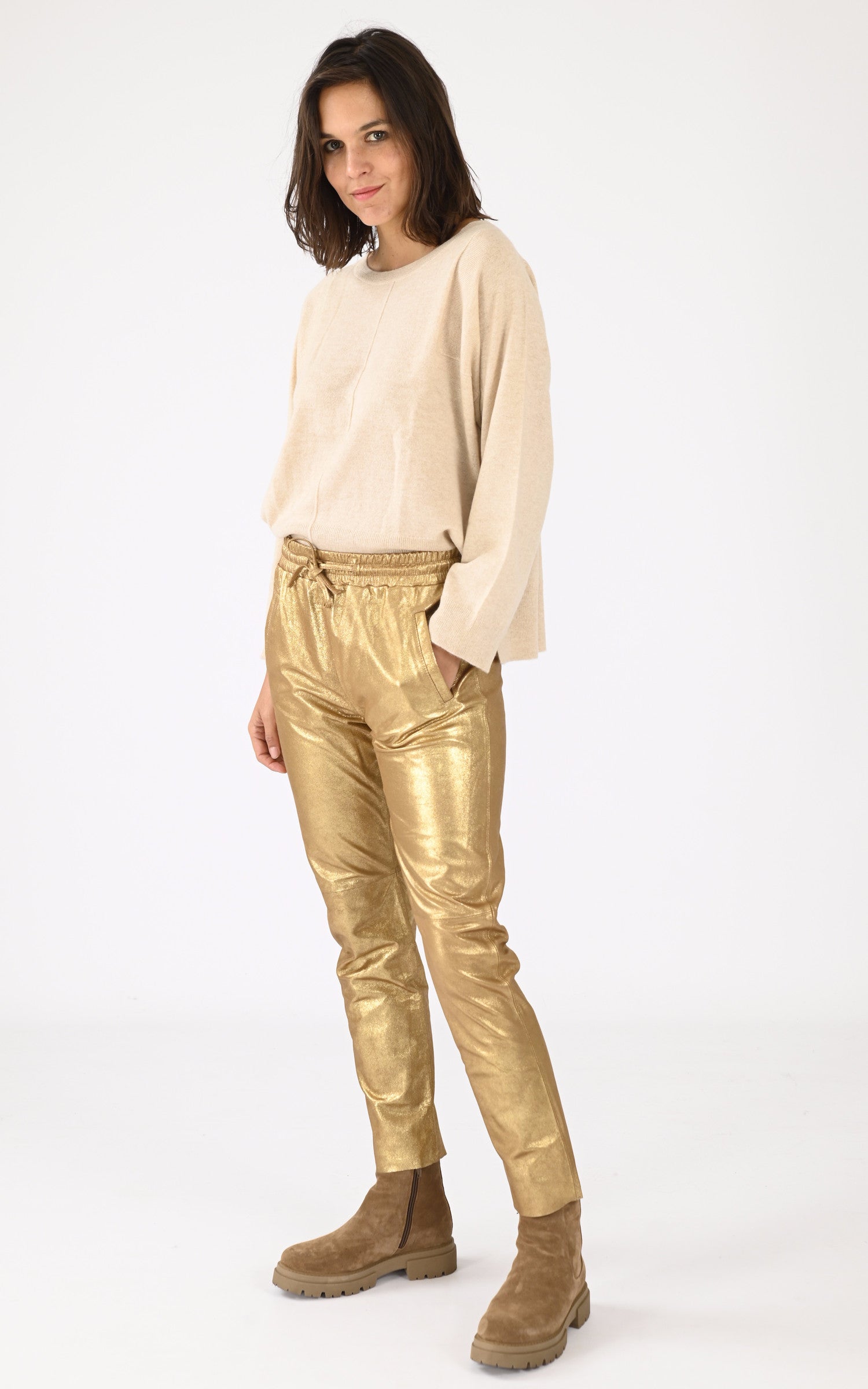 A "GIFT METAL 64871" Gold Oakwood Pantalon Femme closed photo