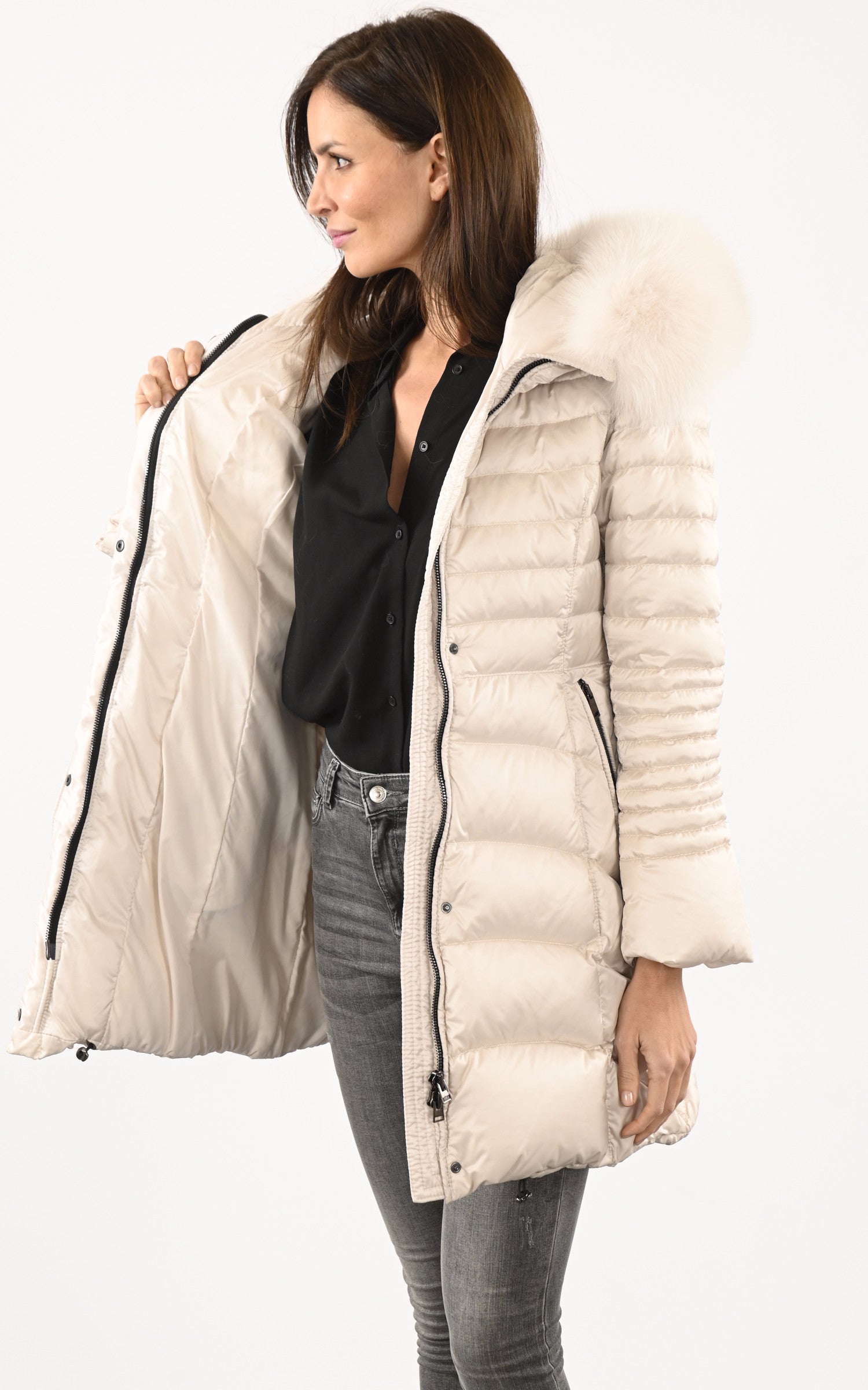 A "DOMICIME" Ecru Giorgio & Mario 3/4 Femme interior photo 3