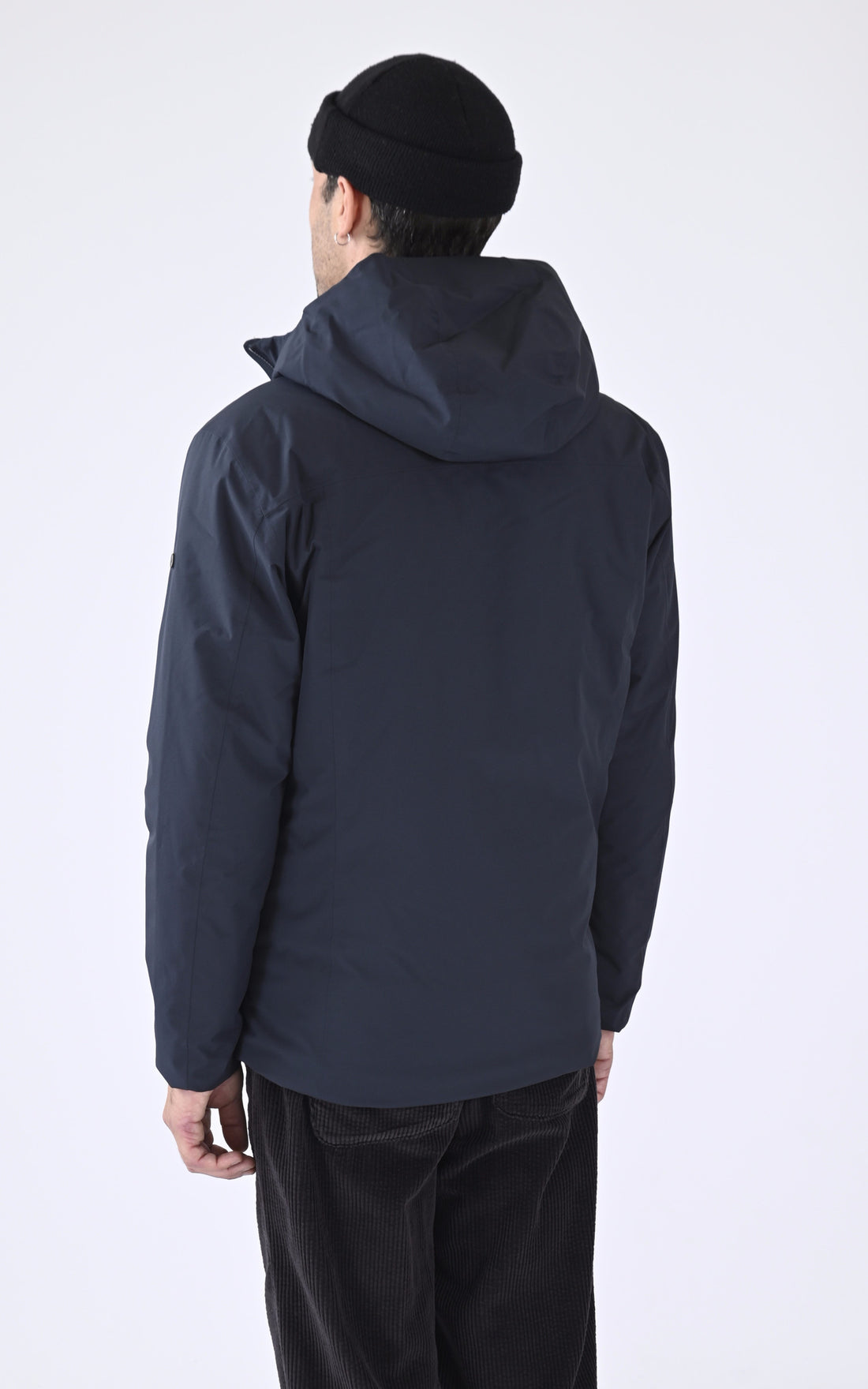 A "NIMBUS" Bleu Marine Scandinavian Edition Blouson Homme closed photo