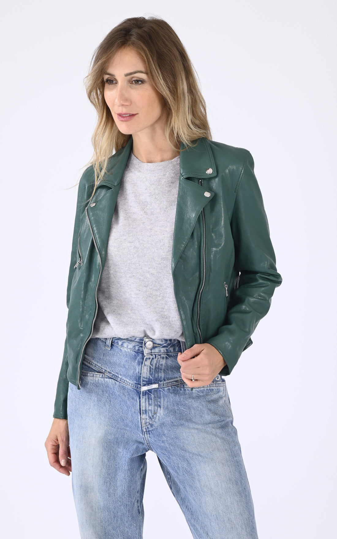 A "OLYMPE 101964" Vert Rose Garden Blouson Femme opened photo