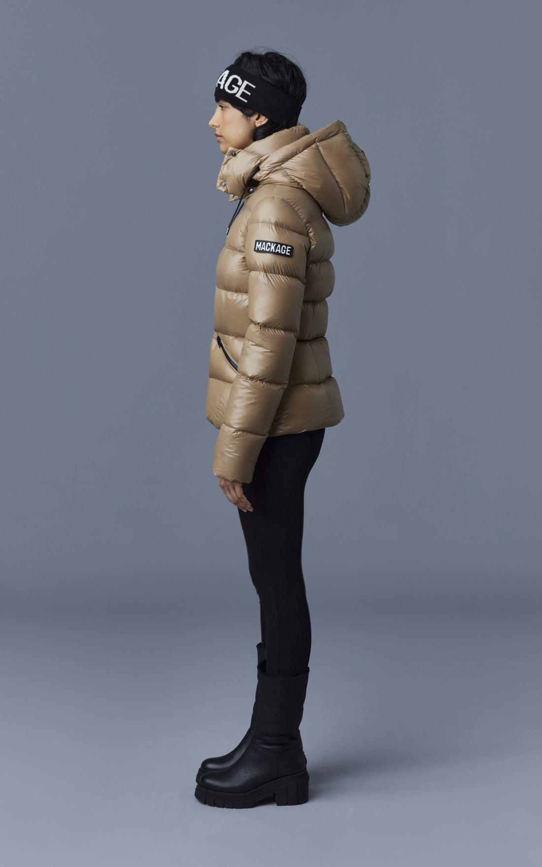 A "MADALYNE-V" Camel Mackage Ves Doudoune Femme closed photo