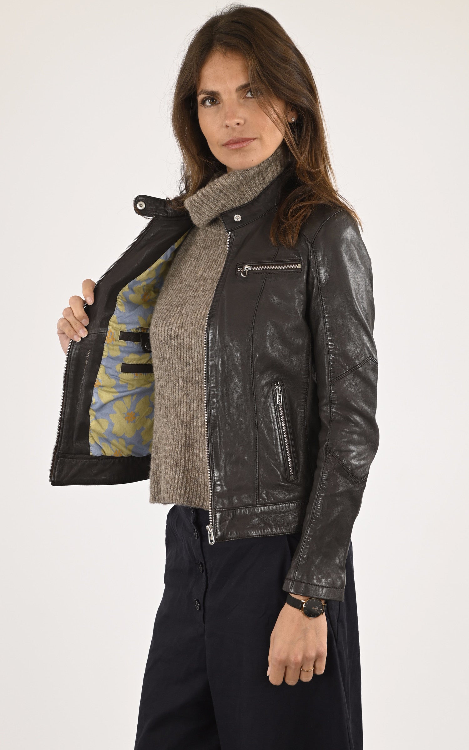 A "JOLYA 102581" Marron Rose Garden Blouson Femme interior photo