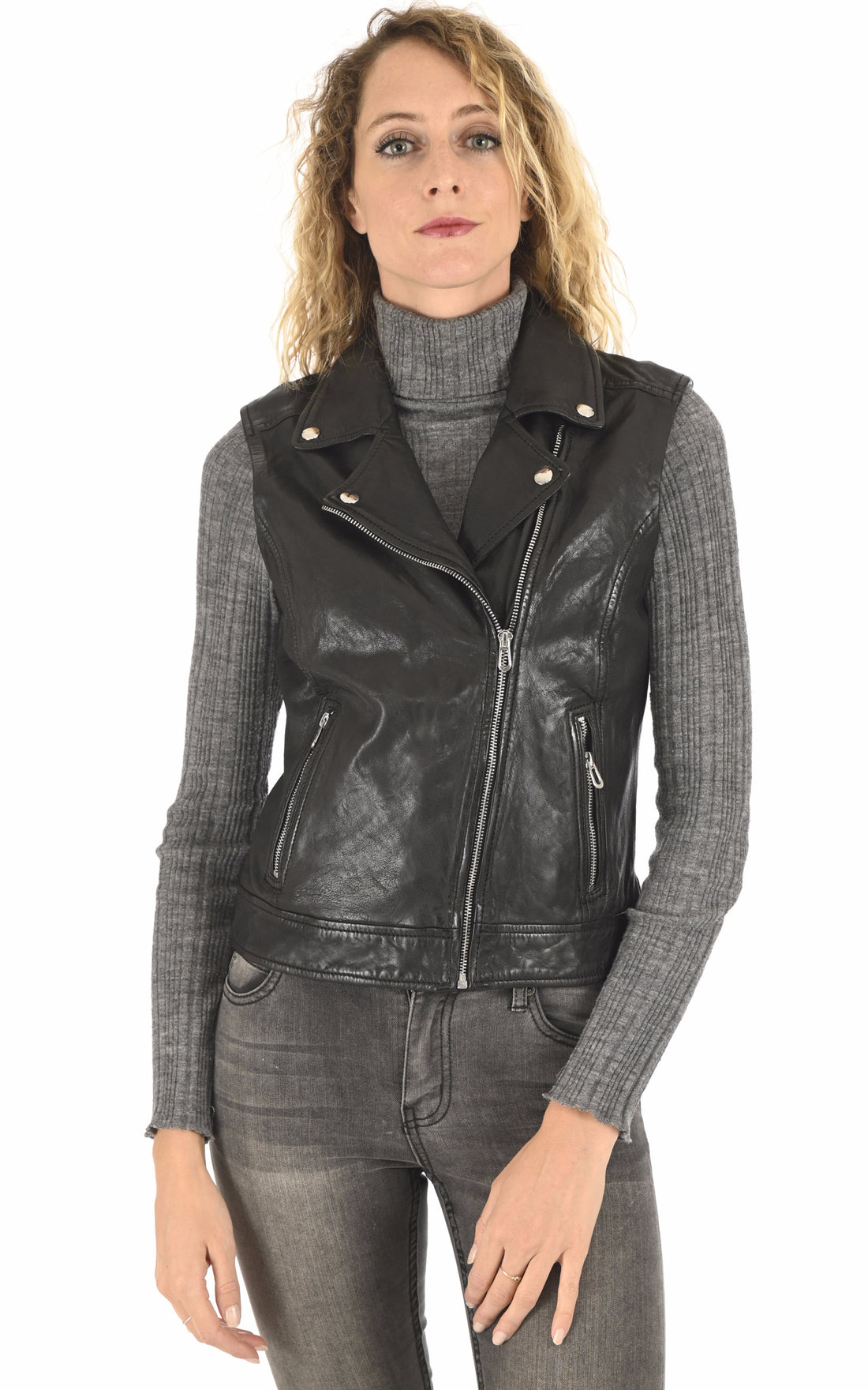 A "SARAH 102338" Noir Rose Garden Gilet Femme opened photo