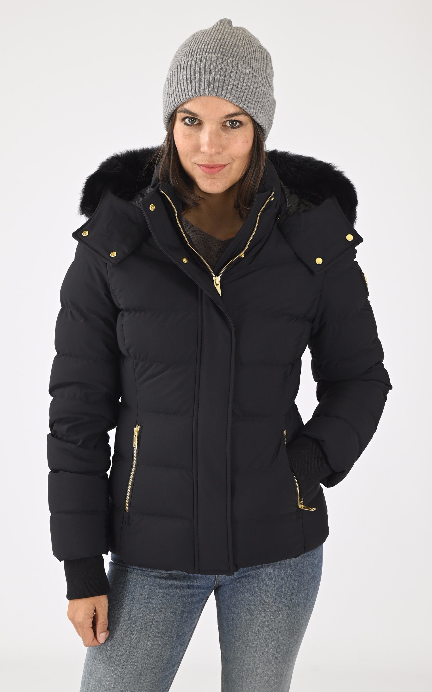 A "BART 64513" Gris Oakwood Bonnet Femme opened photo