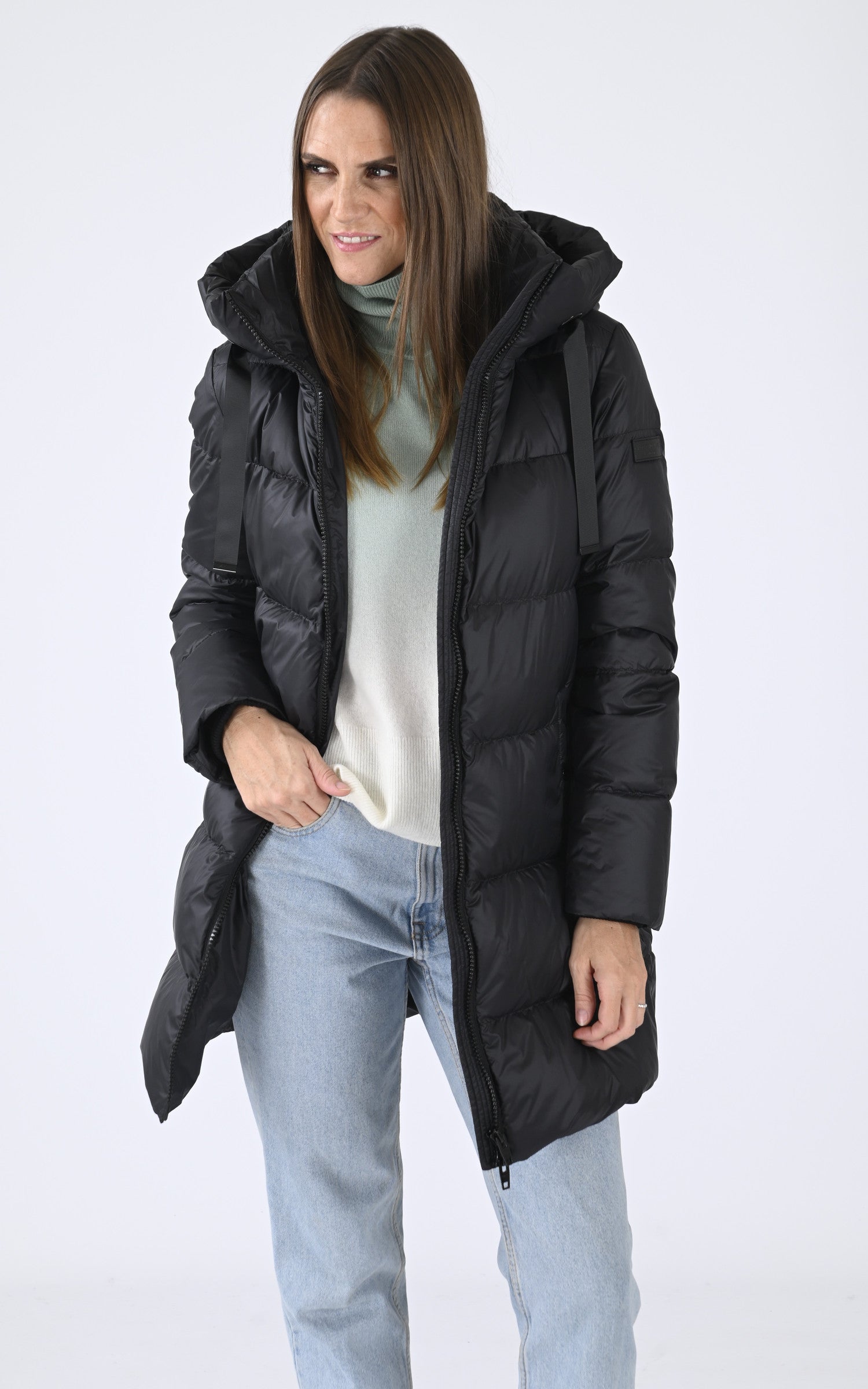 A "SAMANTHA 22861-3620" Noir Rock and Blue Ves Doudoune Femme closed photo 2