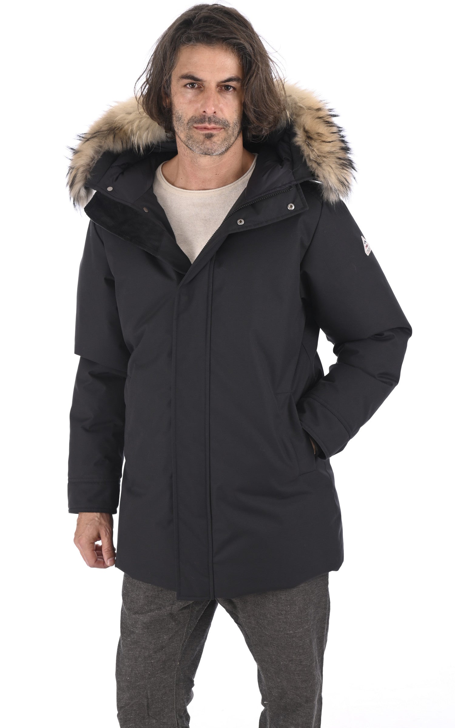 A "ANNECY FUR" Noir Pyrenex 3/4 Doudoune Homme closed photo
