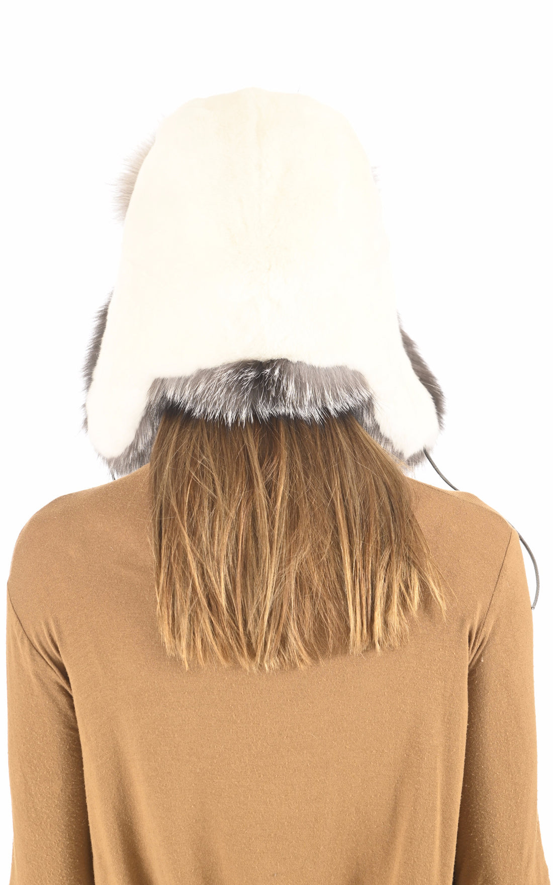 A "USHANKA" Blanc Helma Chapka Femme opened photo