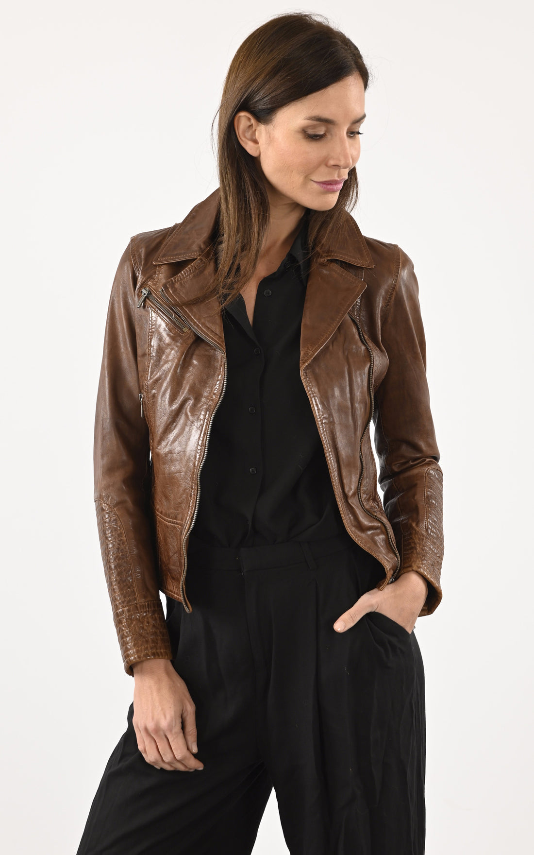 A "JULIETTE" Cognac Rose Garden Blouson Femme opened photo