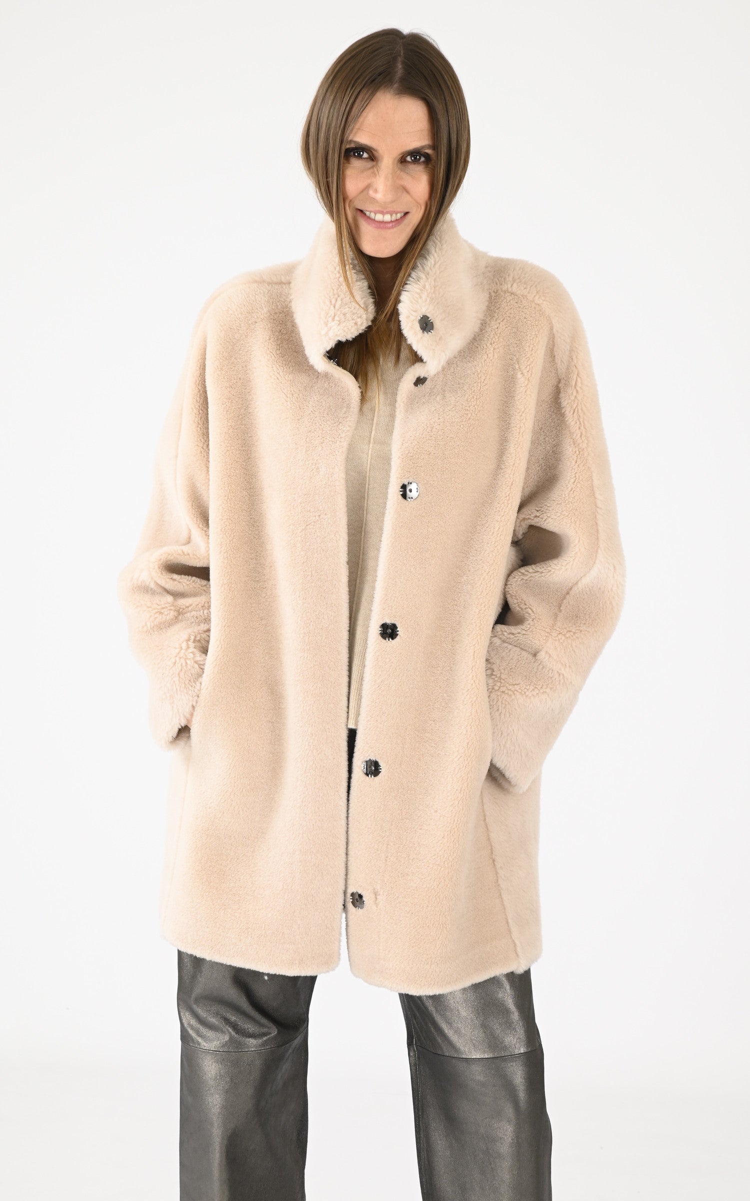 Oakwood Thalia reversible wool jacket in beige - La Canadienne