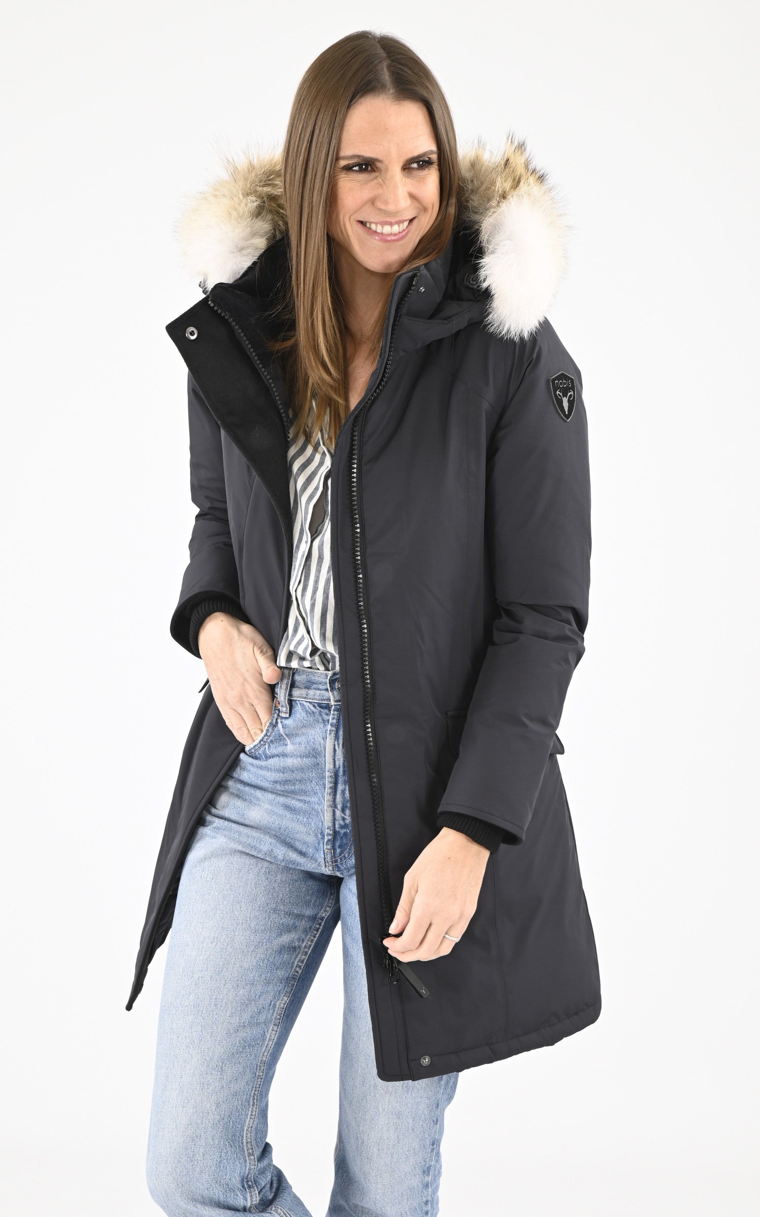 A "REBECCA 3L" Noir Nobis Ves Doudoune Femme closed photo