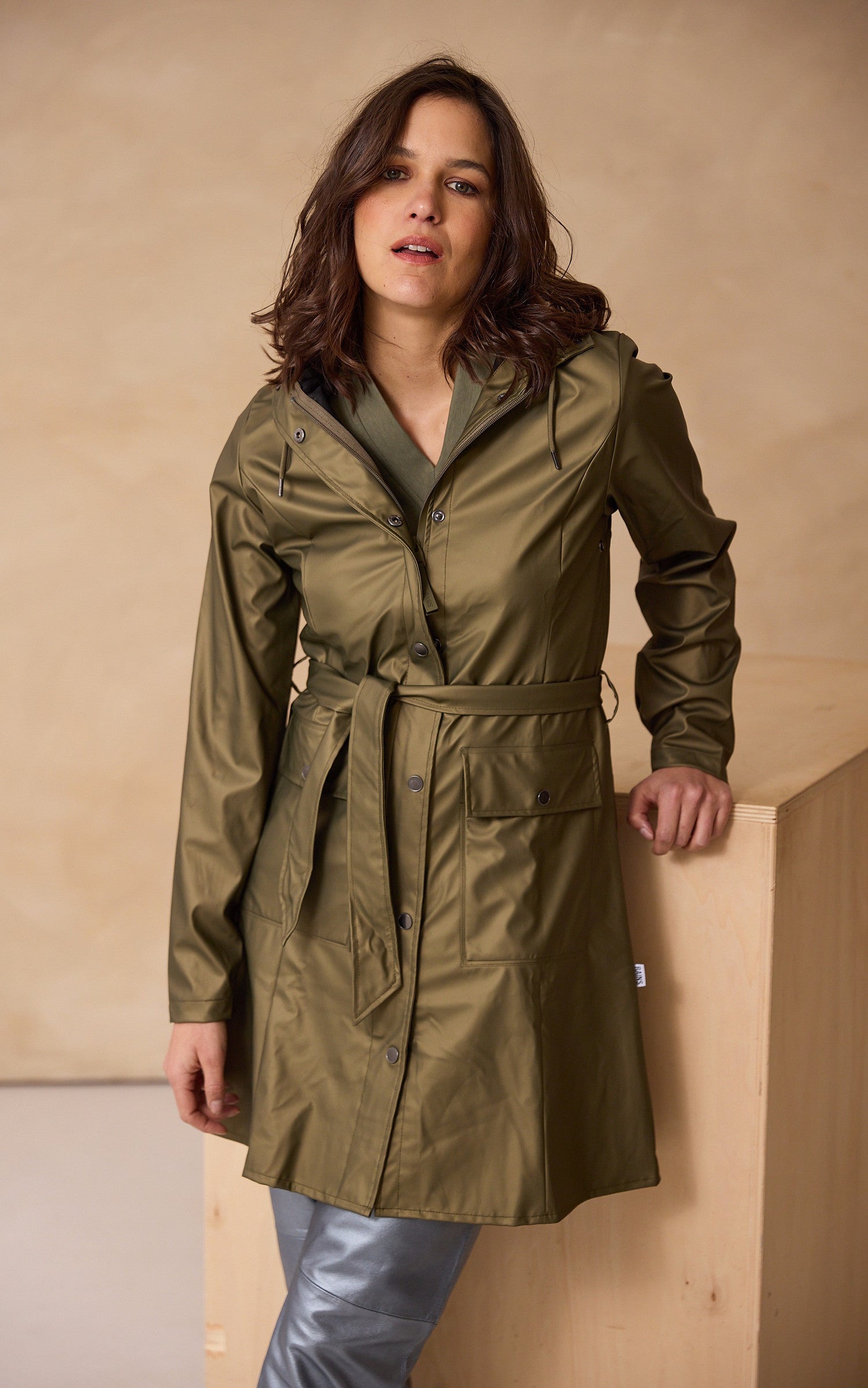 A "18130 CURVE JACKET" Kaki Rains 3/4 Femme open photo