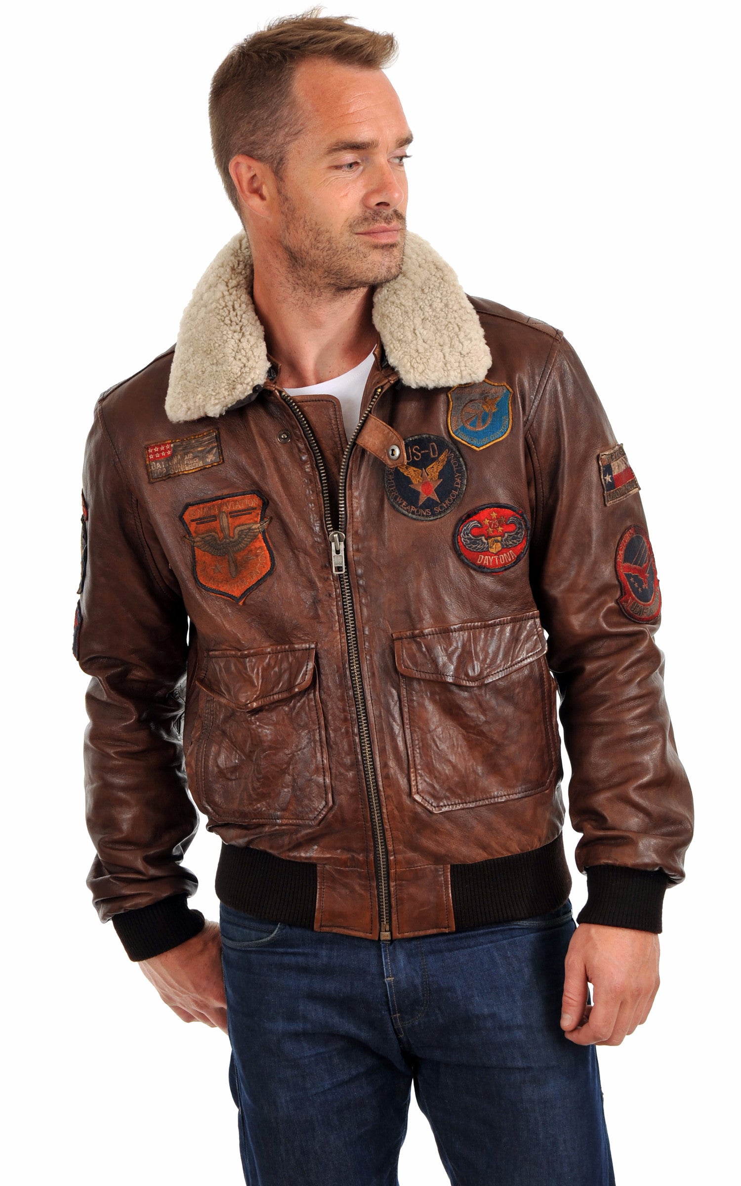 A "MYTHIC 101980" Marron Daytona 73 Pilote Homme closed photo
