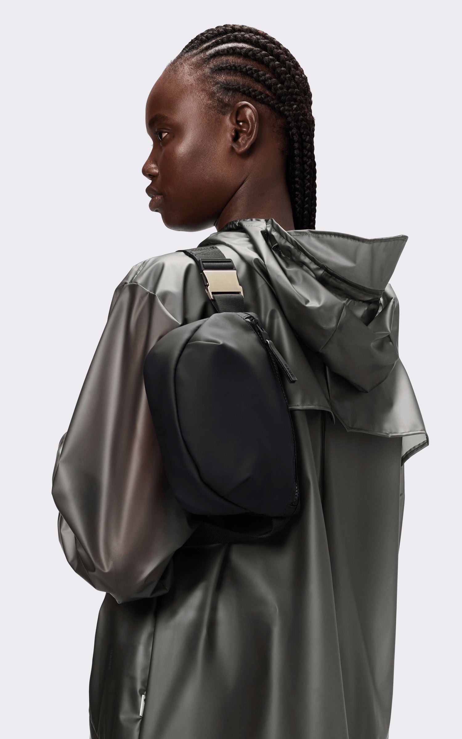 A "13180 VALERA BUM BAG" Noir Rains sac_banane Mixte closed photo