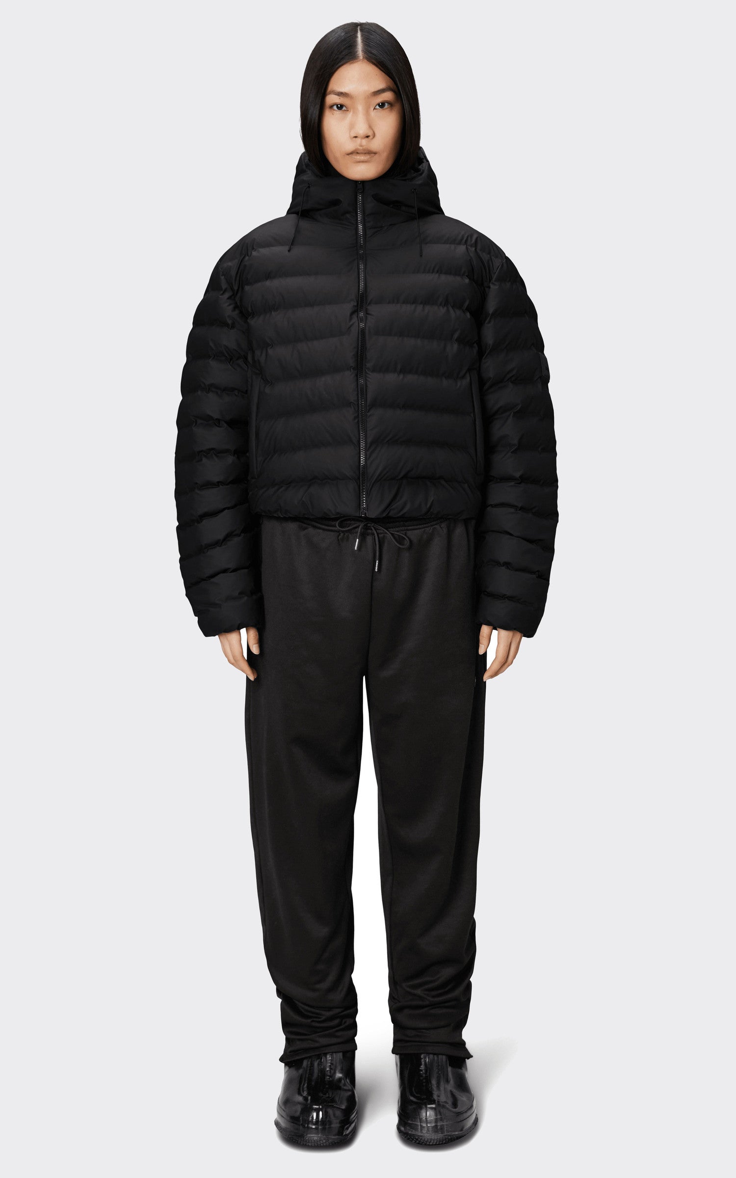 A "15820 LOHJA PUFFER" Black Rains Bl Doudoune Mixte closed photo