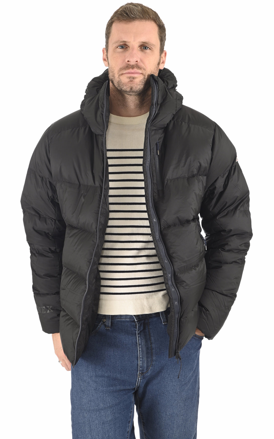 A "HUDSON XP 2" Black Pyrenex Bl Doudoune Homme opened photo