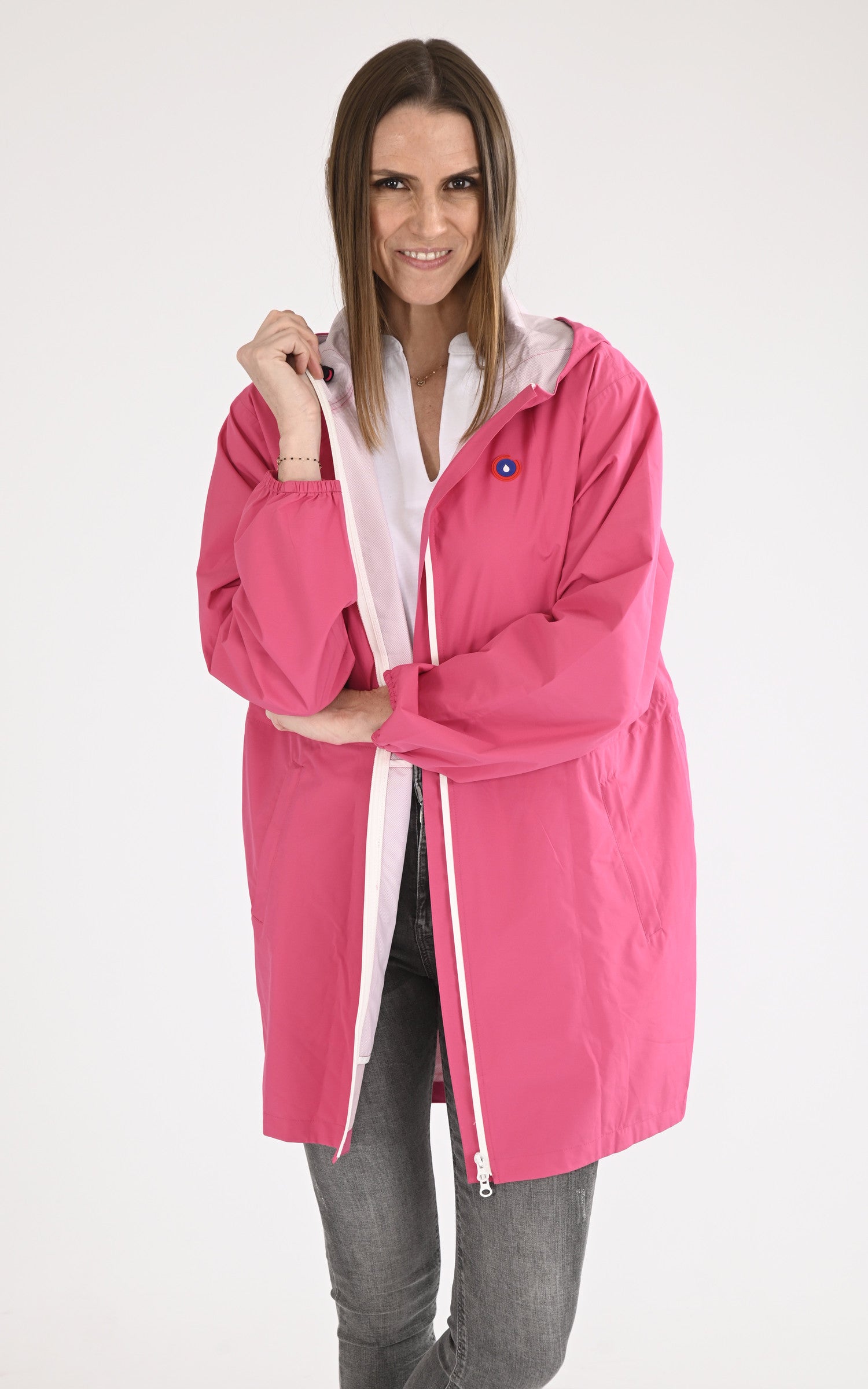 A "AMELOT 20300" Fushia Flotte Veste Femme opened photo