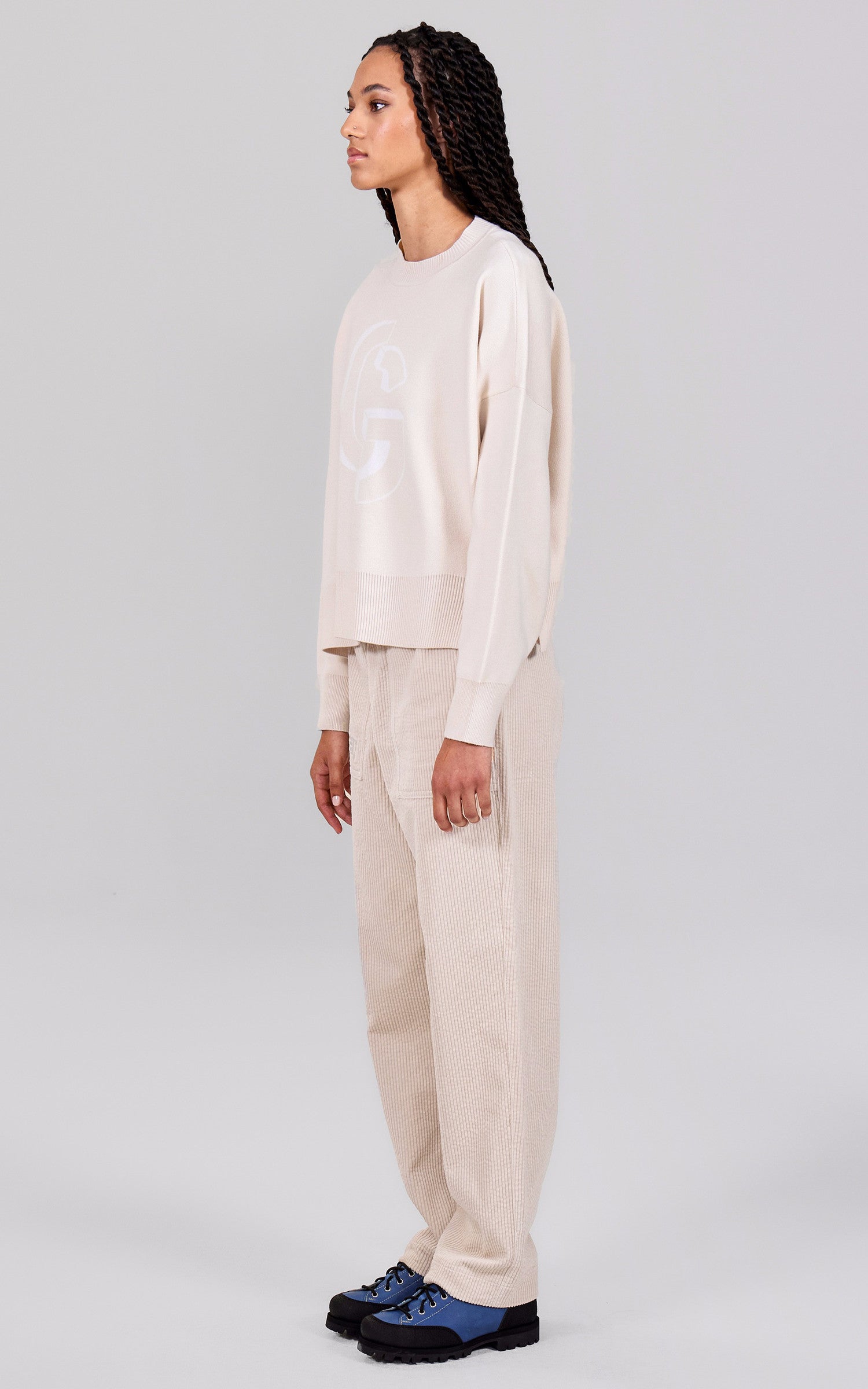 A "NATALIA" Beige Gertrude Pull Femme closed photo