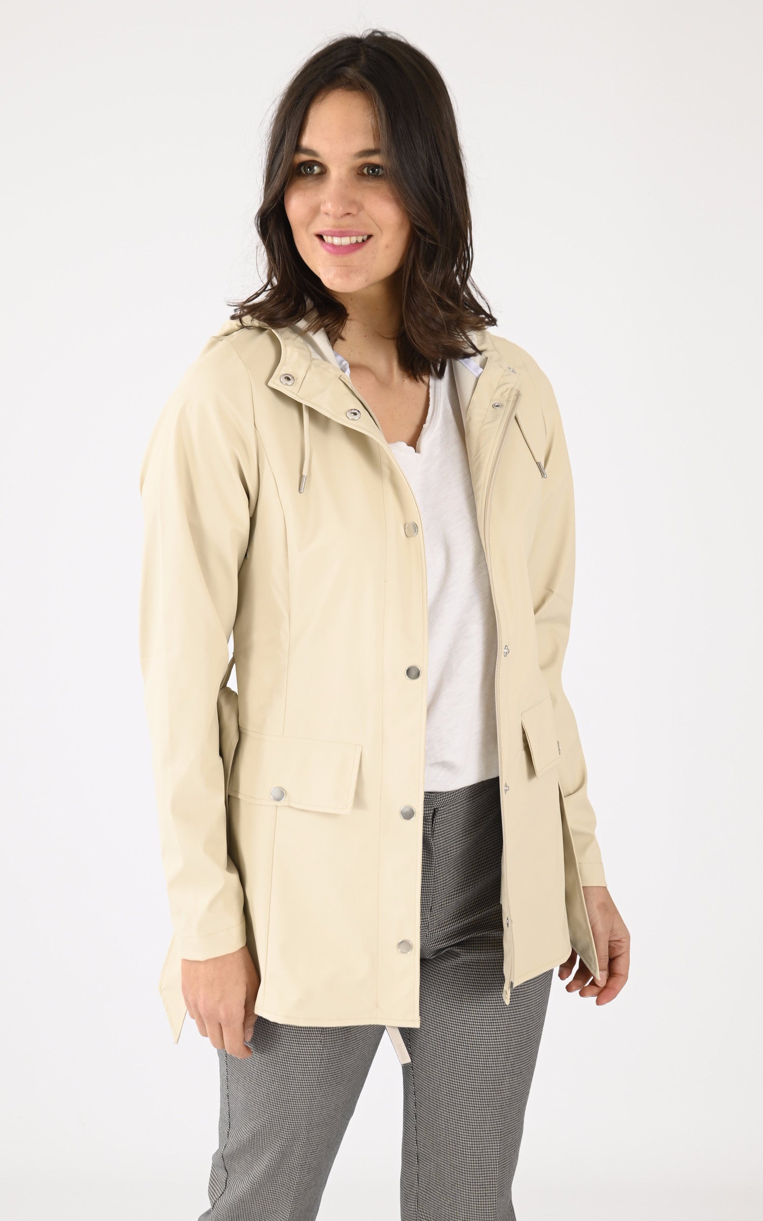 A "12100 CURVE JACKET" Beige Rains 3/4 Femme opened photo