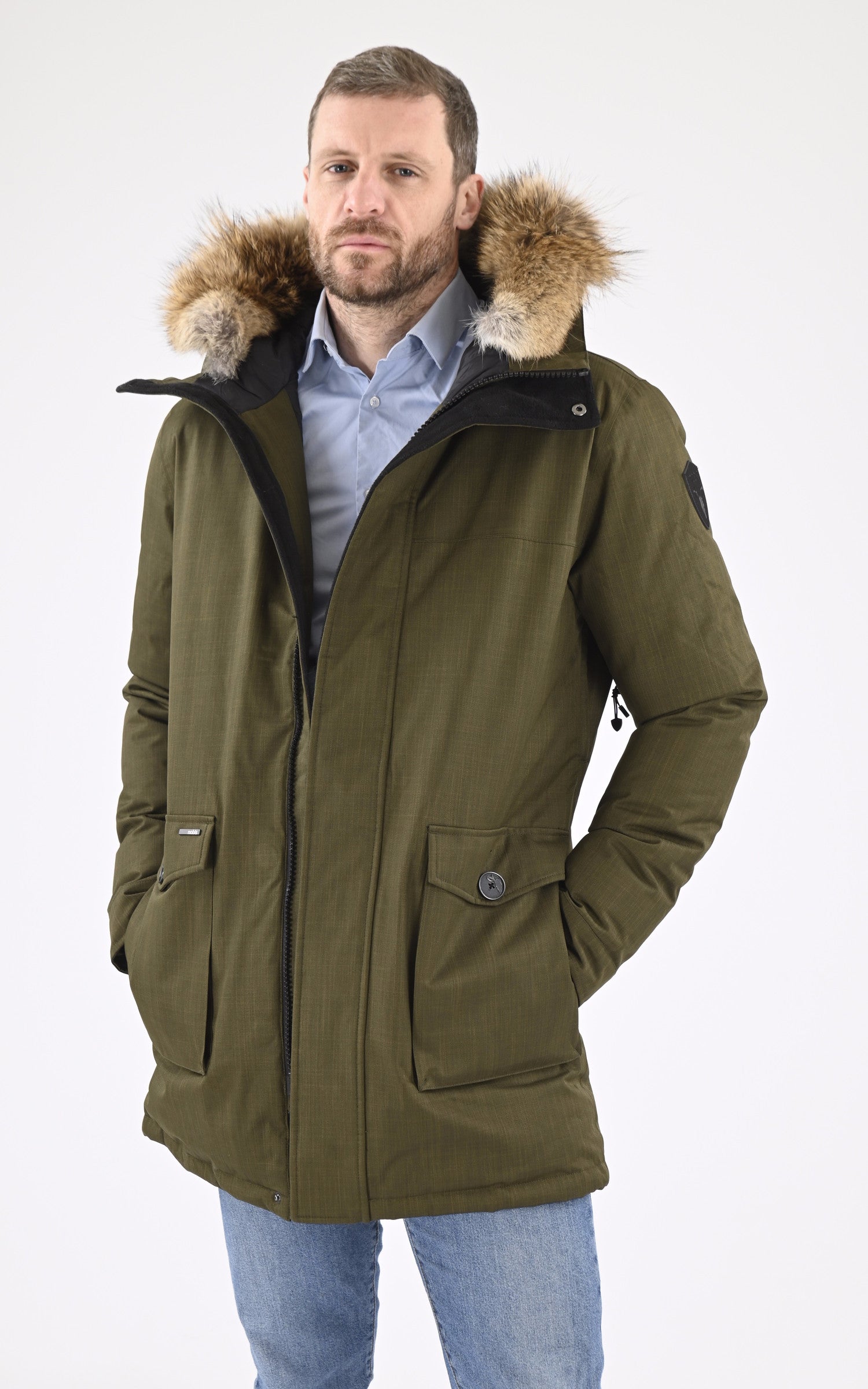 A "YVES" Fatigue Nobis 3/4 Doudoune Homme opened photo