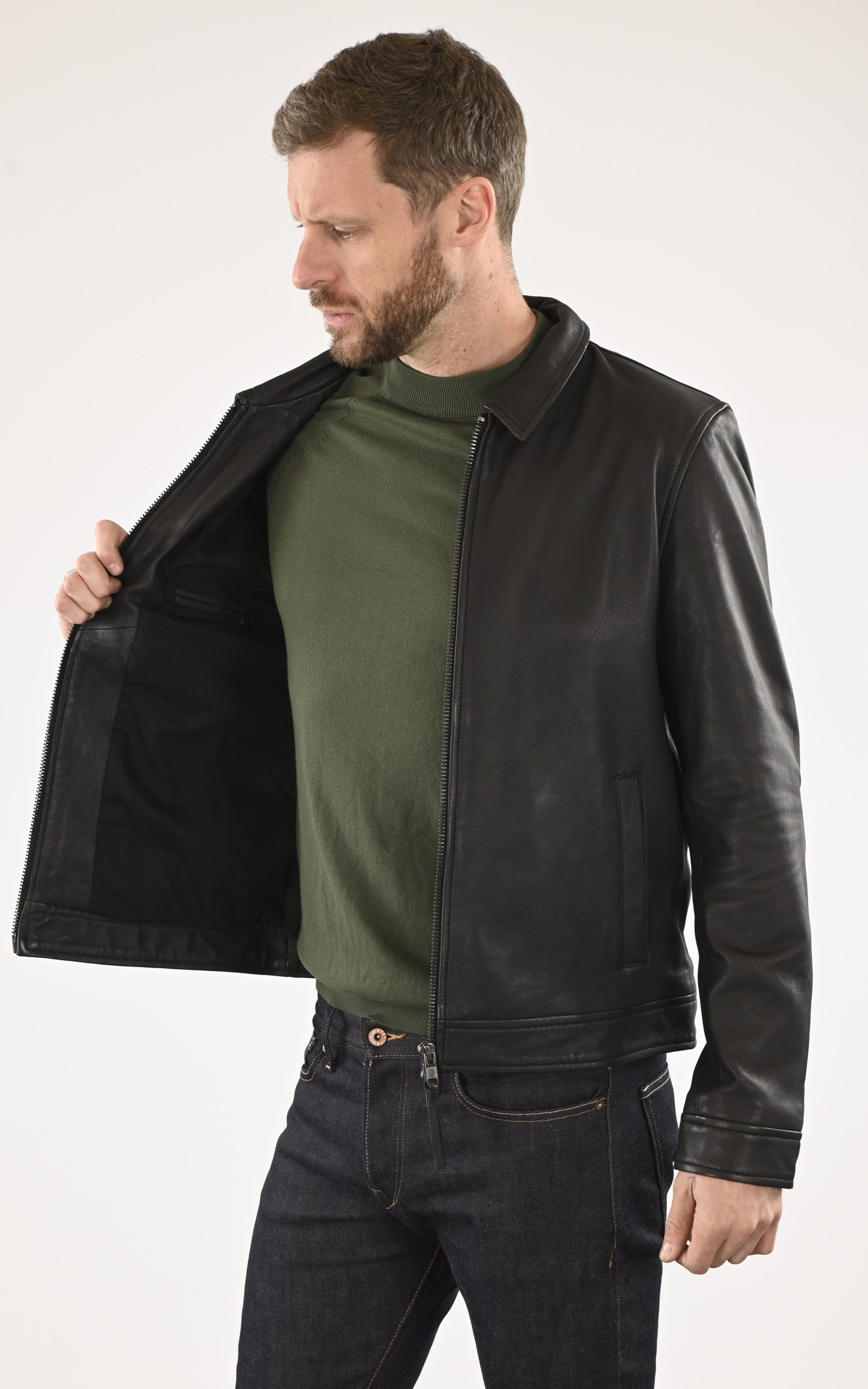 A "TYSON" Noir Serge Pariente Blouson Homme interior photo