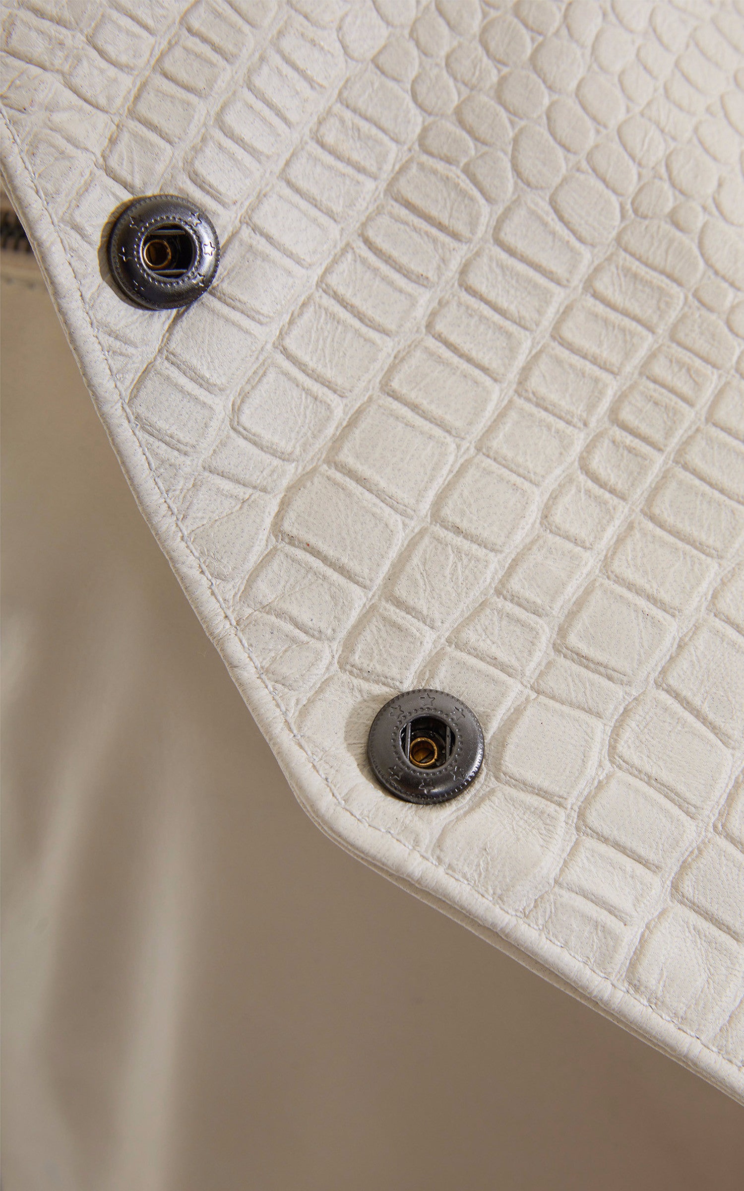 A "NAYA" Blanc Giorgio & Mario Veste Femme details photo