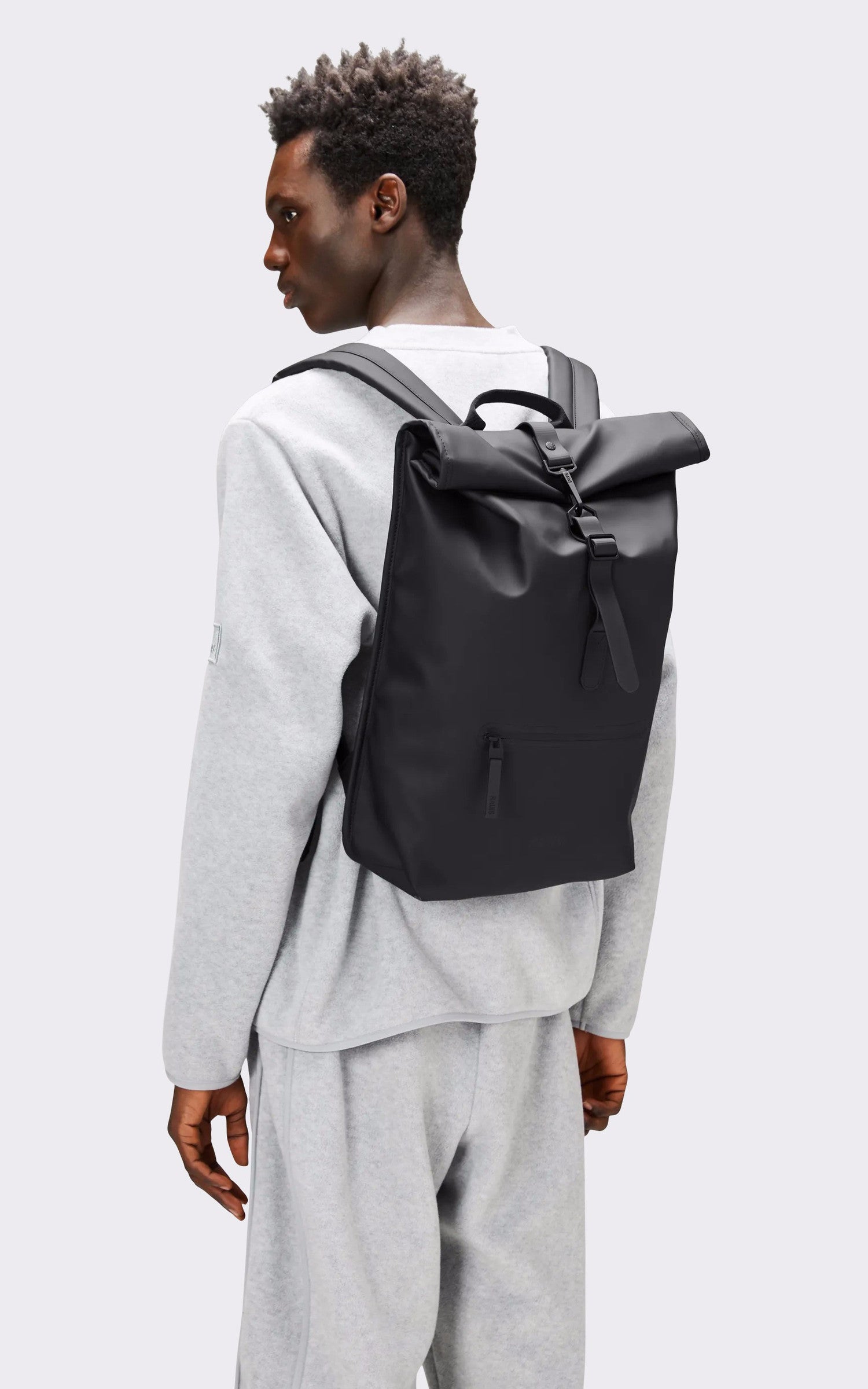 A "13320 ROLLTOP RUCKSACK" Noir Rains Sac Mixte opened photo