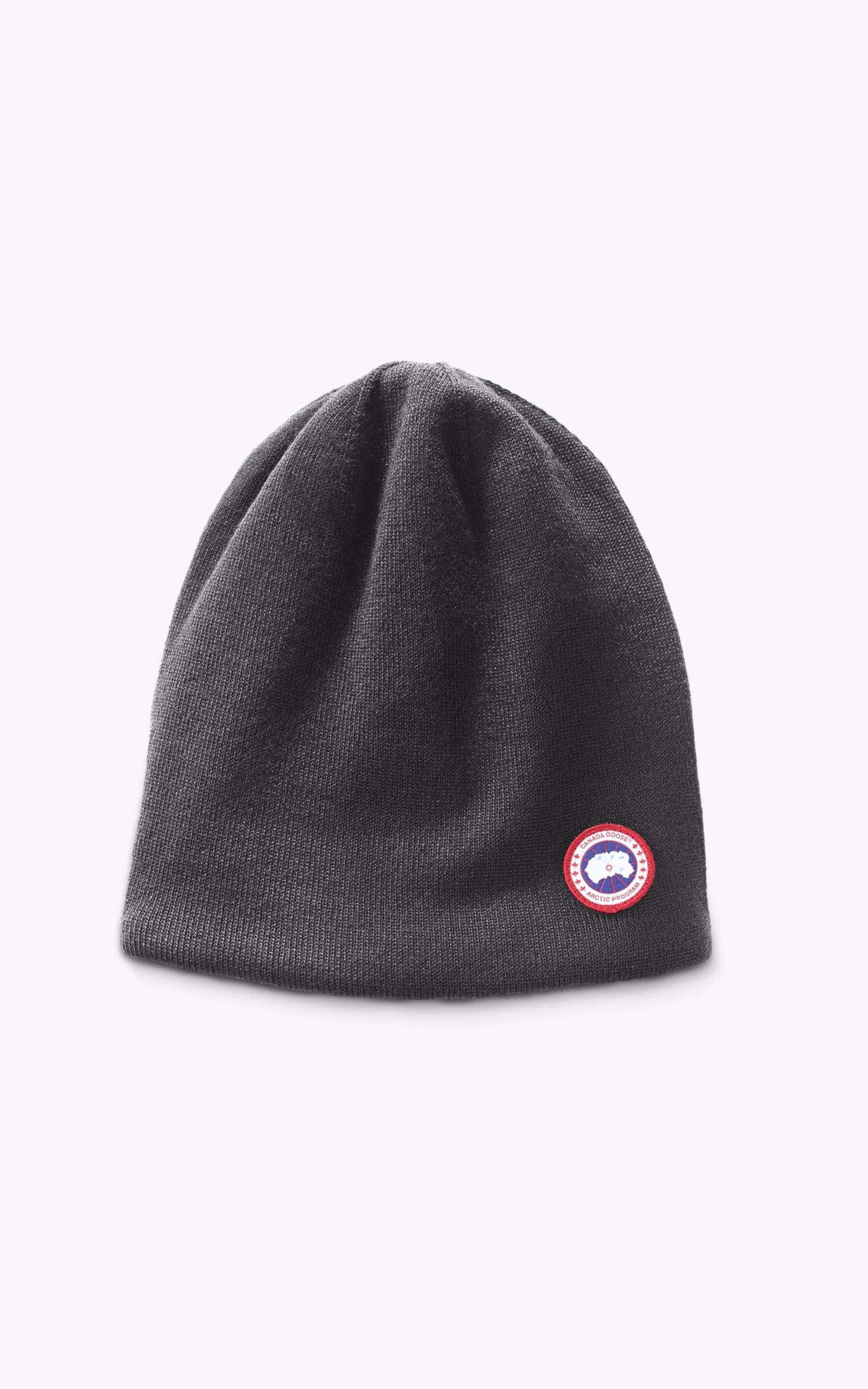 A "STANDARD TOQUE 5116M" Iron Grey Canada Goose Bonnet Homme interior photo