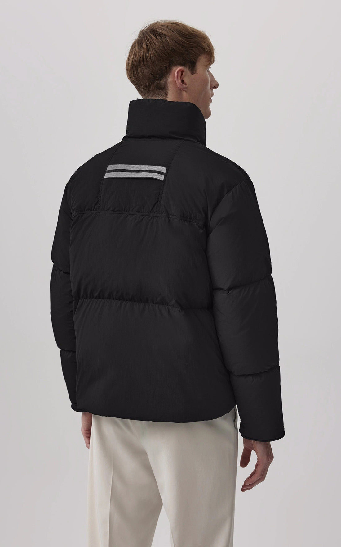 A "LAWRENCE PUFFER 2802M" Noir Canada Goose Ves Doudoune Homme opened photo