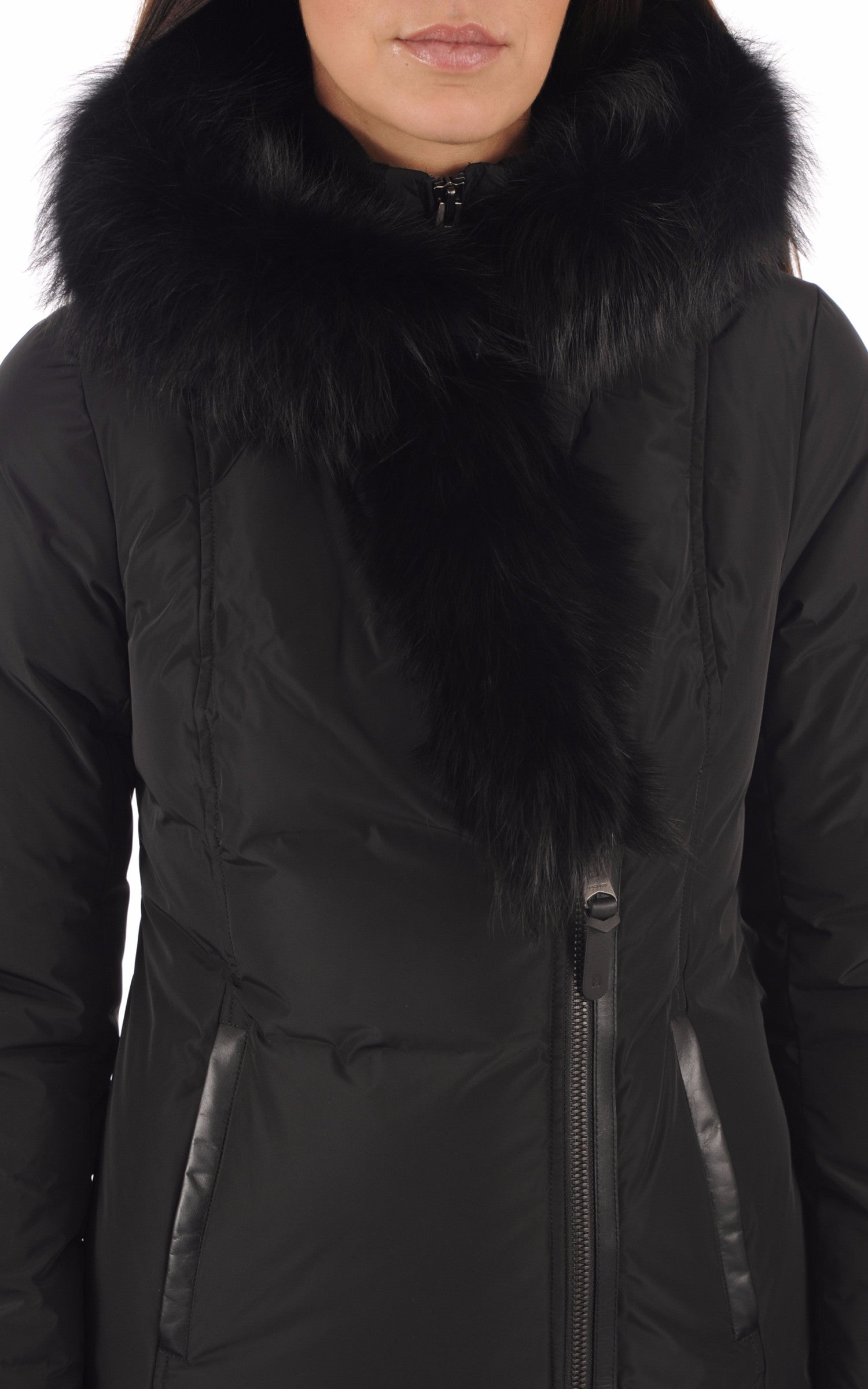 A "ADALI-BX" Noir Mackage Ves Doudoune Femme details photo 5